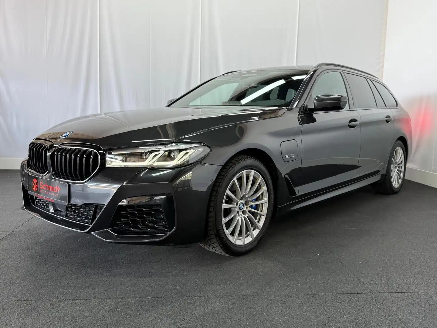BMW 520 e M Sportpacket*ACC*Kamera*VZE*Navi*el.Heck*AHK* Gris - 1