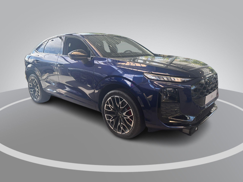Audi Q3 Sportback 1.5 TFSI e-hybrid S edition 272 PK · Mat — photo 3