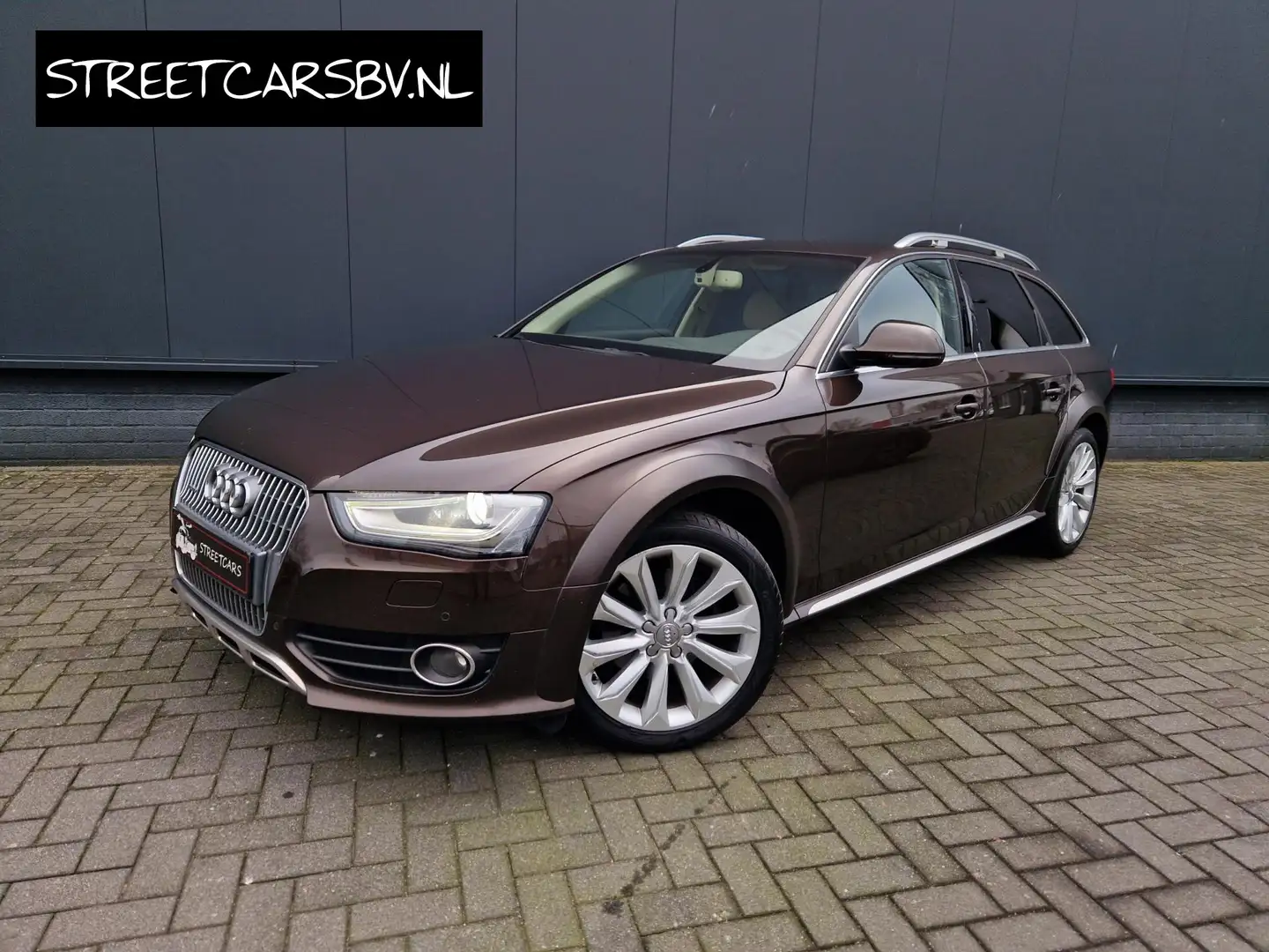 Audi A4 allroad quattro 2.0 TDI Pro Line Aut. Bruin - 1