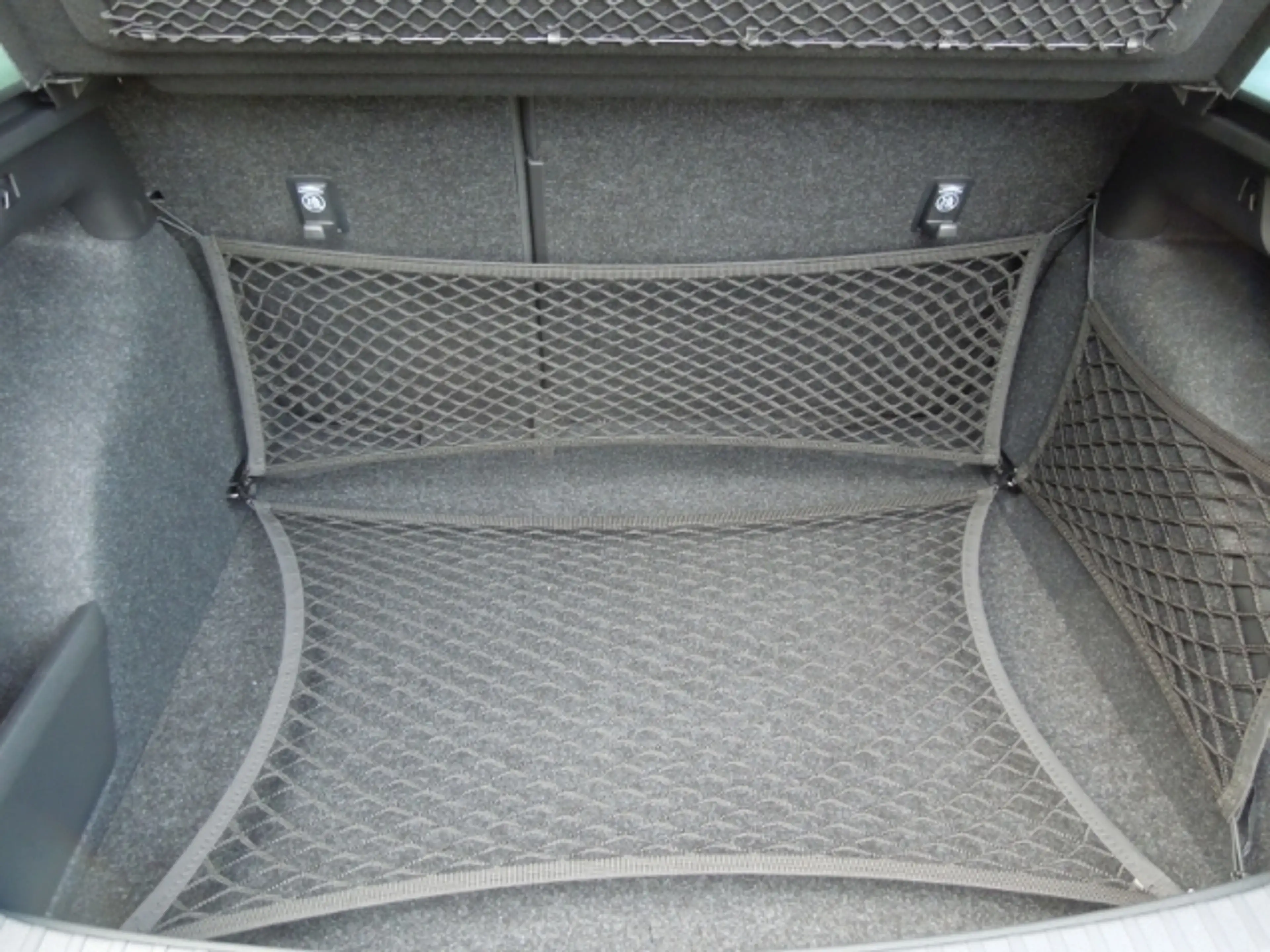 Skoda Scala 1.0TSI TopSelection/AHK/Sitzheizung/Kamera — photo 12