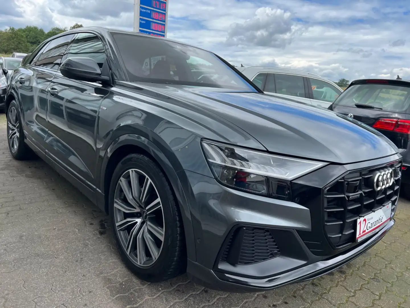 Audi Q8 50*TDI*2xS-LINE*MATRIX-LED*AIR*360°*HUD*AHK* Grau - 1