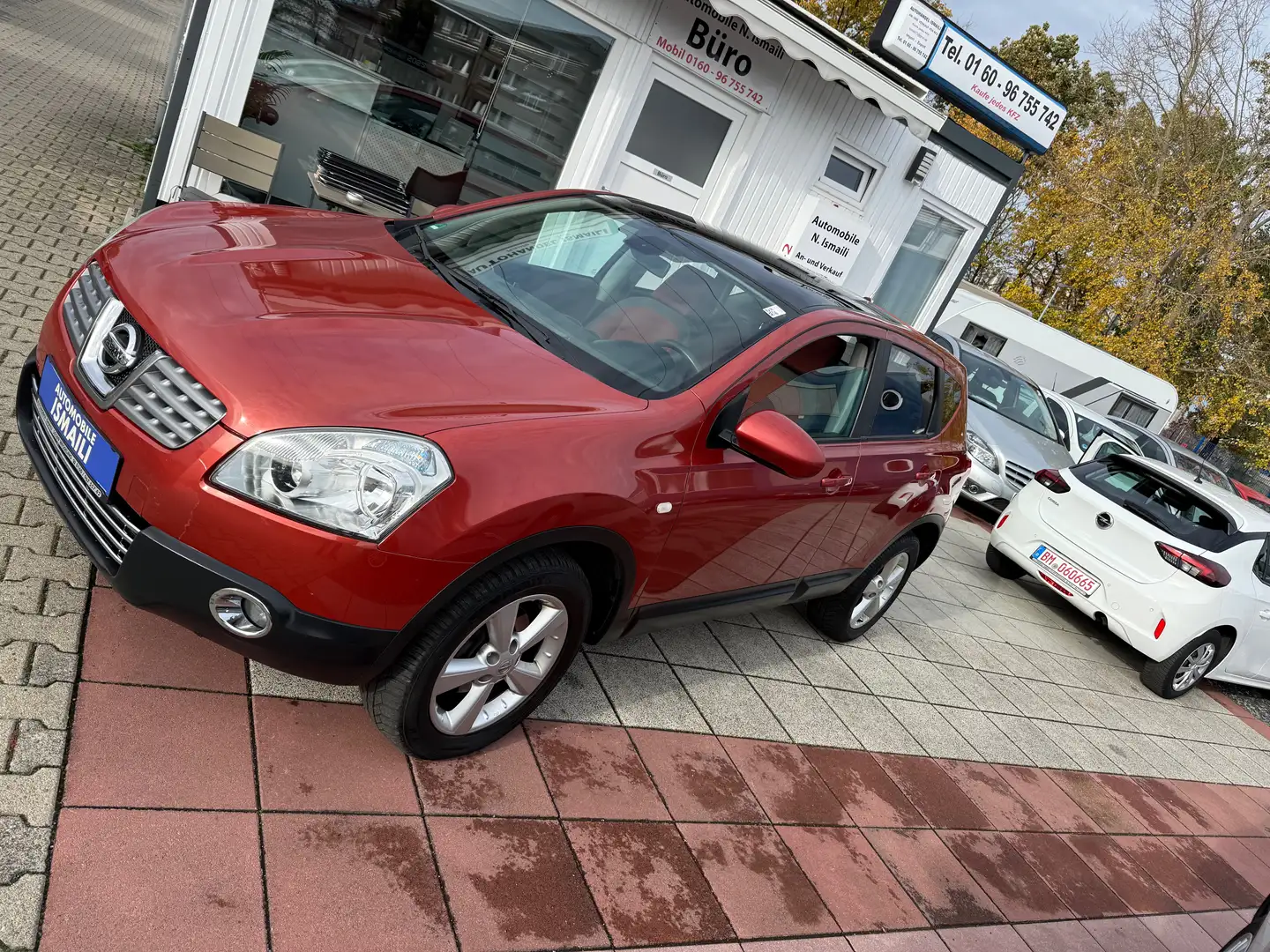 Nissan Qashqai Acenta 4X4 Automatik Rot - 1