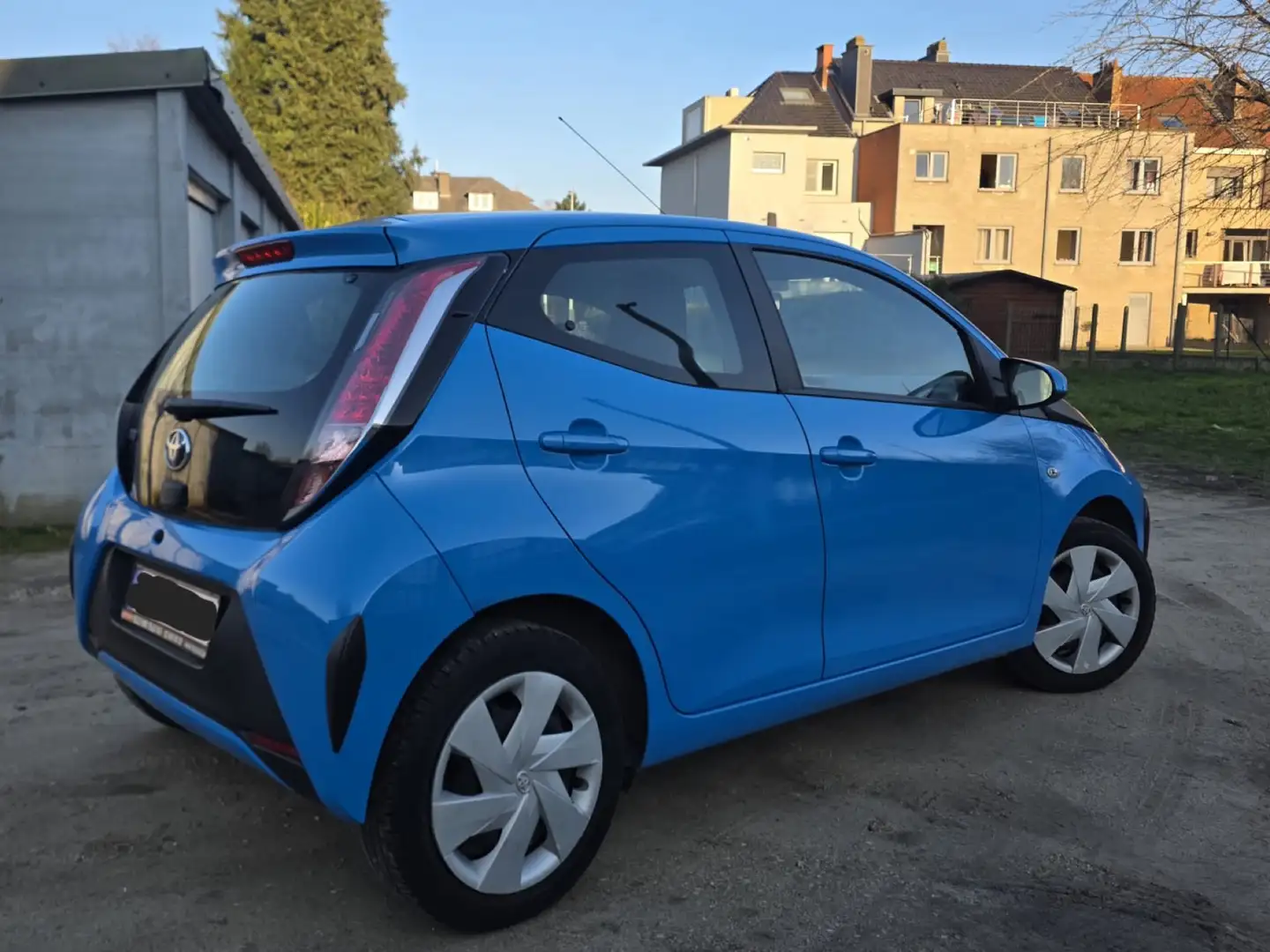 Toyota Aygo 1.0i VVT-i x-play M/M - 2