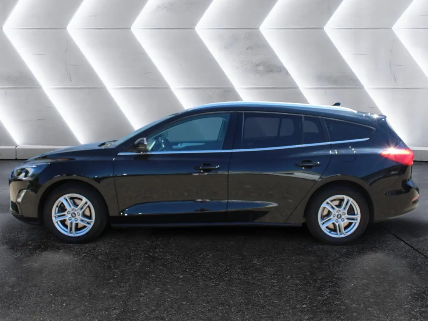 Ford Focus Turnier Cool & Connect - Winter-Paket Negro - 2