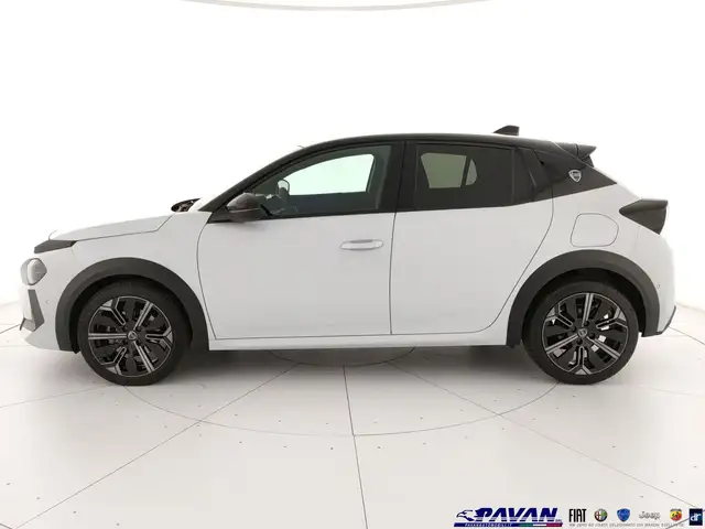 Lancia Ypsilon view 6