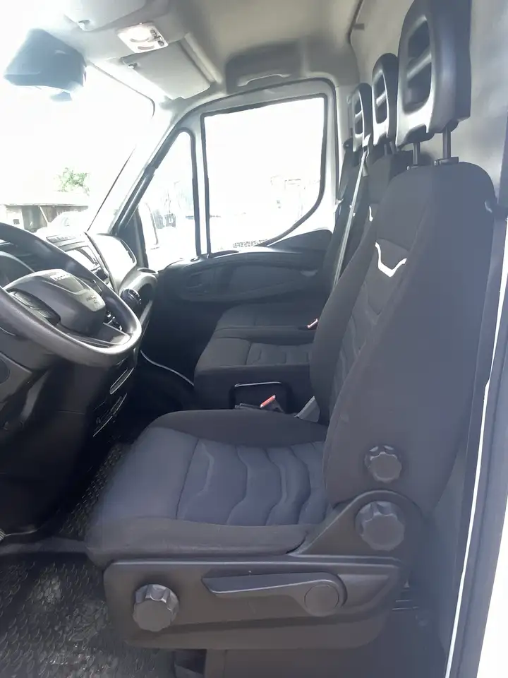 Iveco Daily 2021 — фото 15