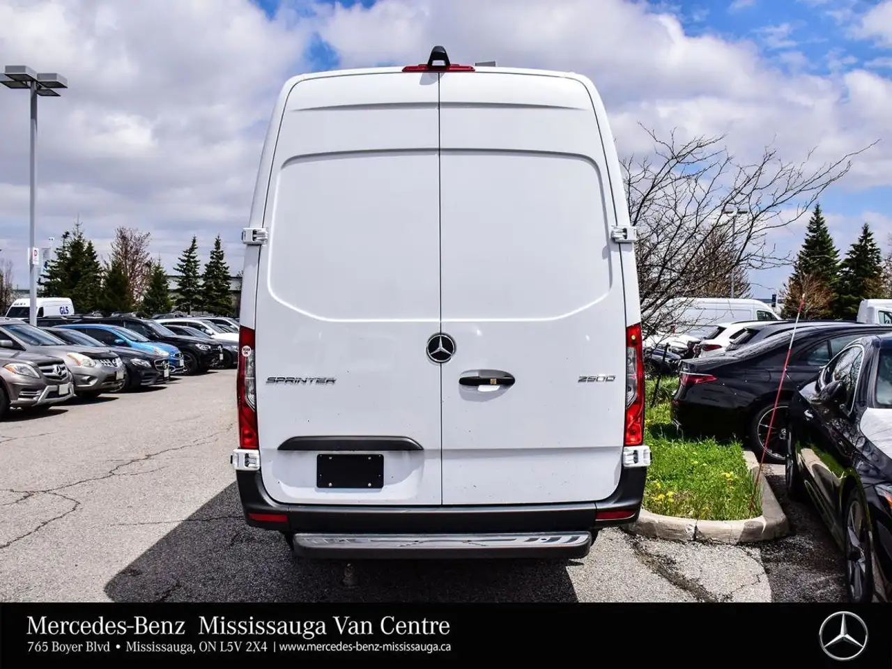 Mercedes-Benz Sprinter снимка Mercedes-Benz Sprinter