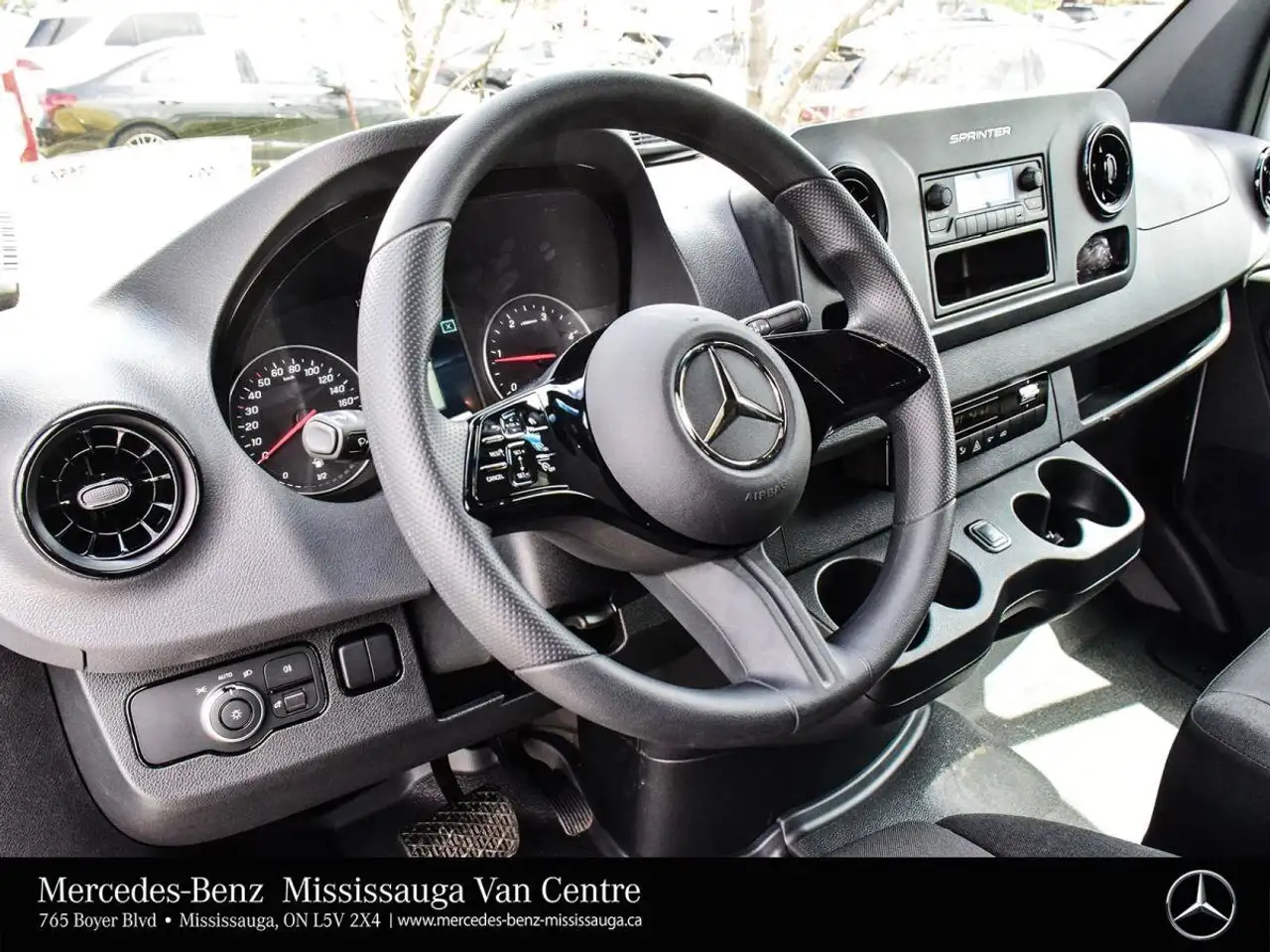 Mercedes-Benz Sprinter снимка Mercedes-Benz Sprinter