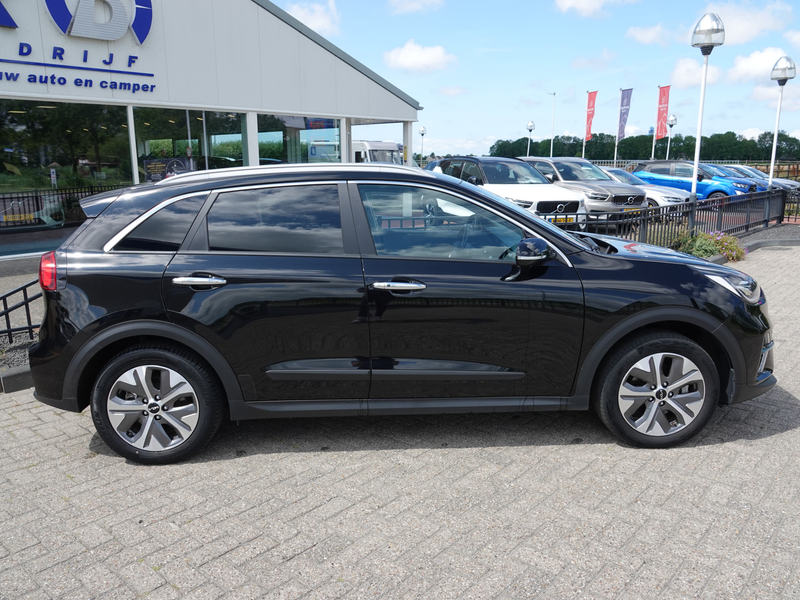 Kia e-Niro DynamicPlusLine 64 kWh SOH 97,6% | SCHUIFDAK | H-L — photo 3