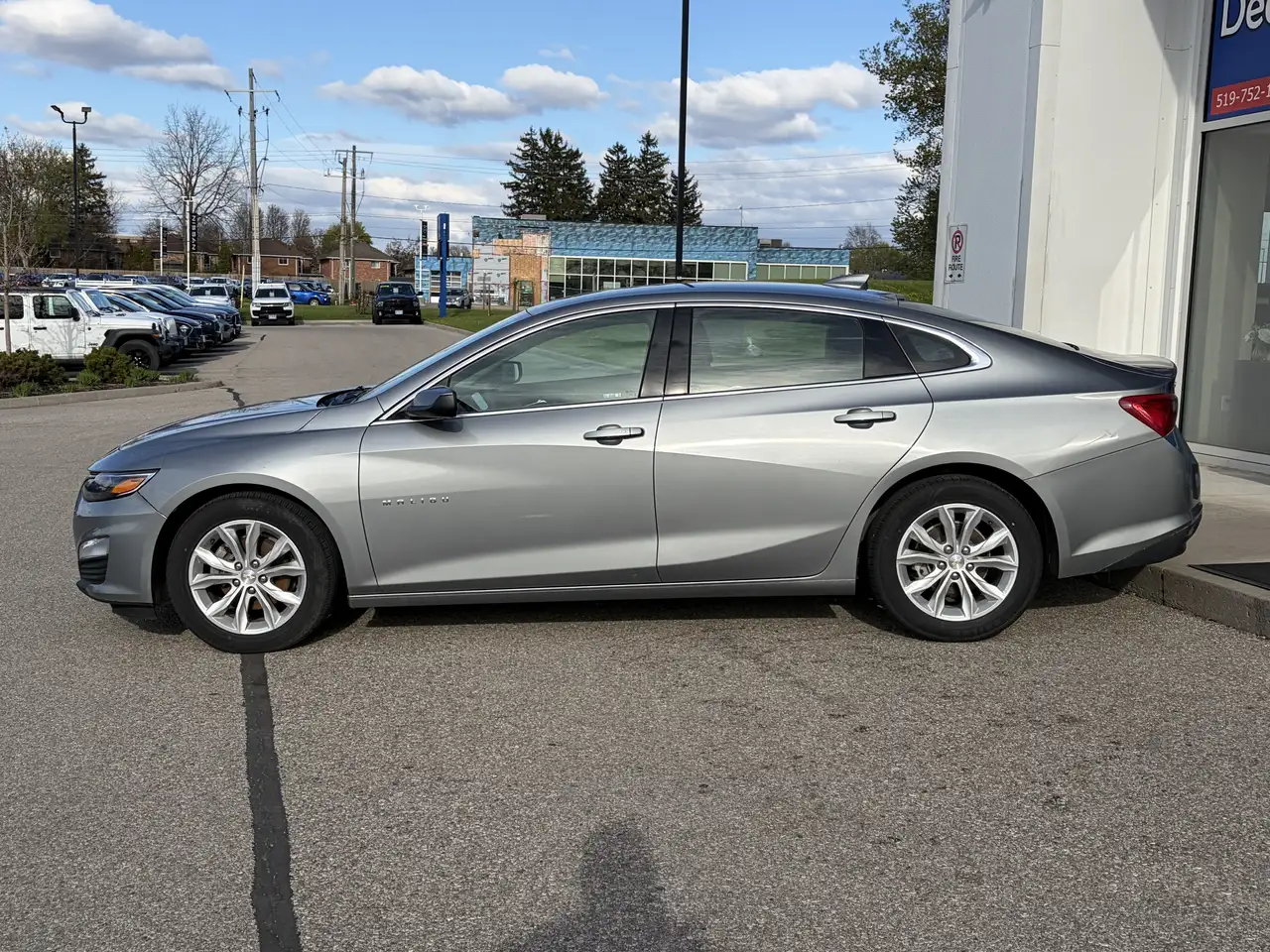 Chevrolet Malibu снимка Chevrolet Malibu