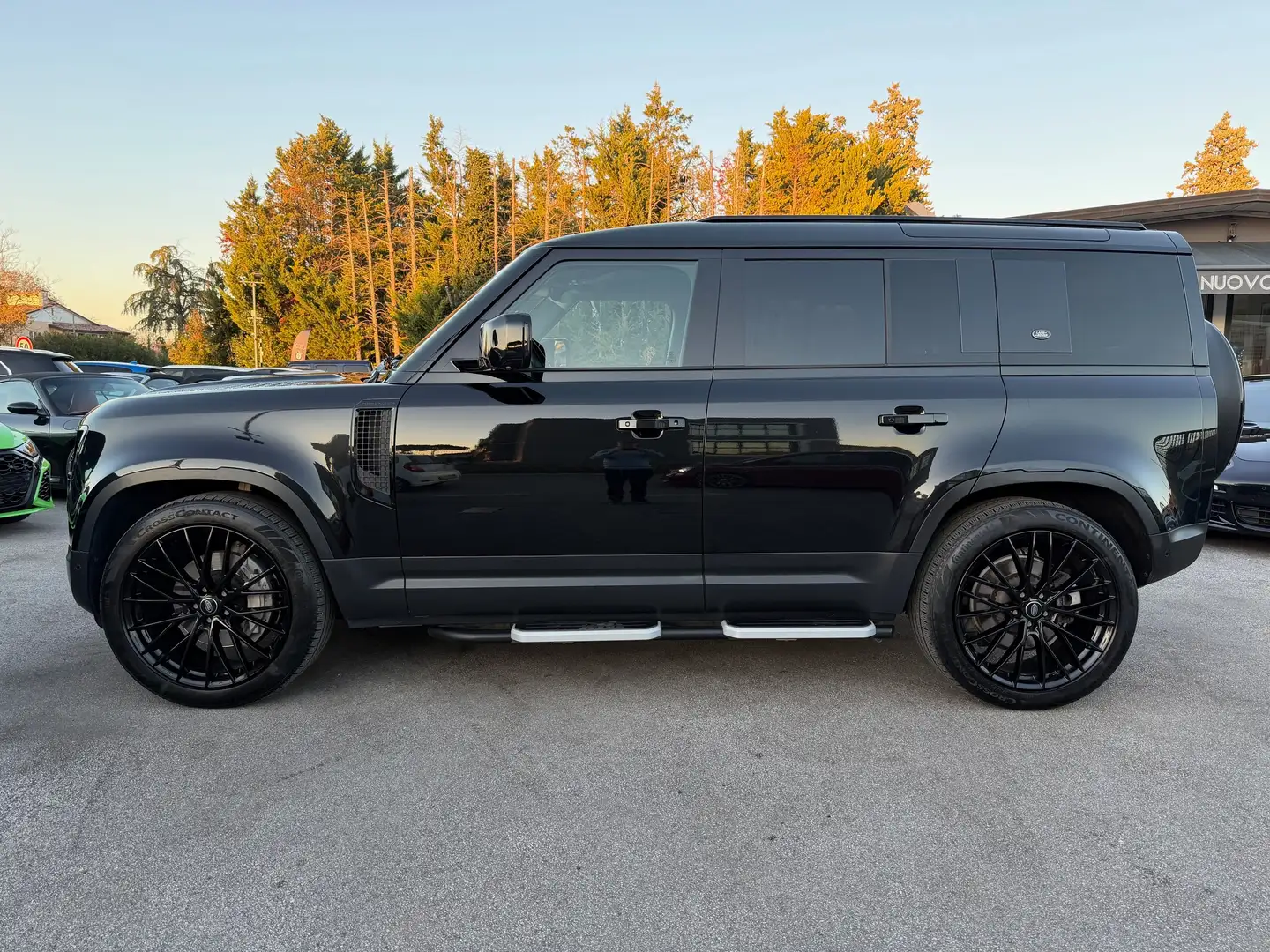Land Rover Defender 110 3.0d i6 mhev HSE awd 300cv auto/TETTO/FULL Nero - 2