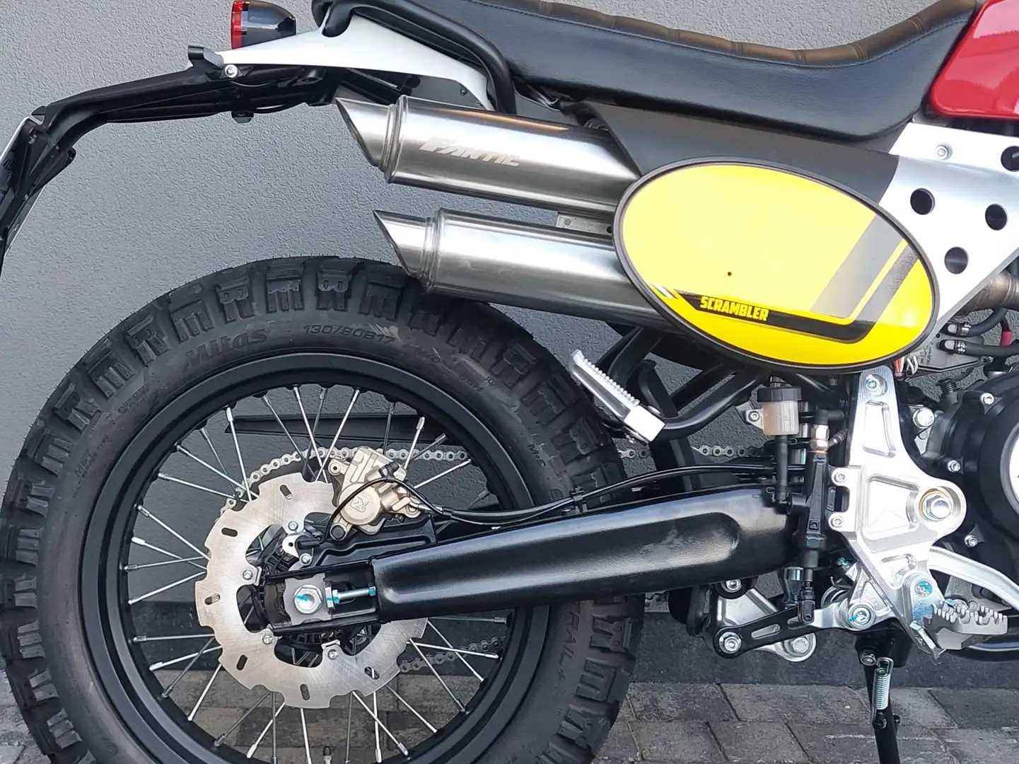 Fantic Caballero 125 Scrambler Rosso - 2