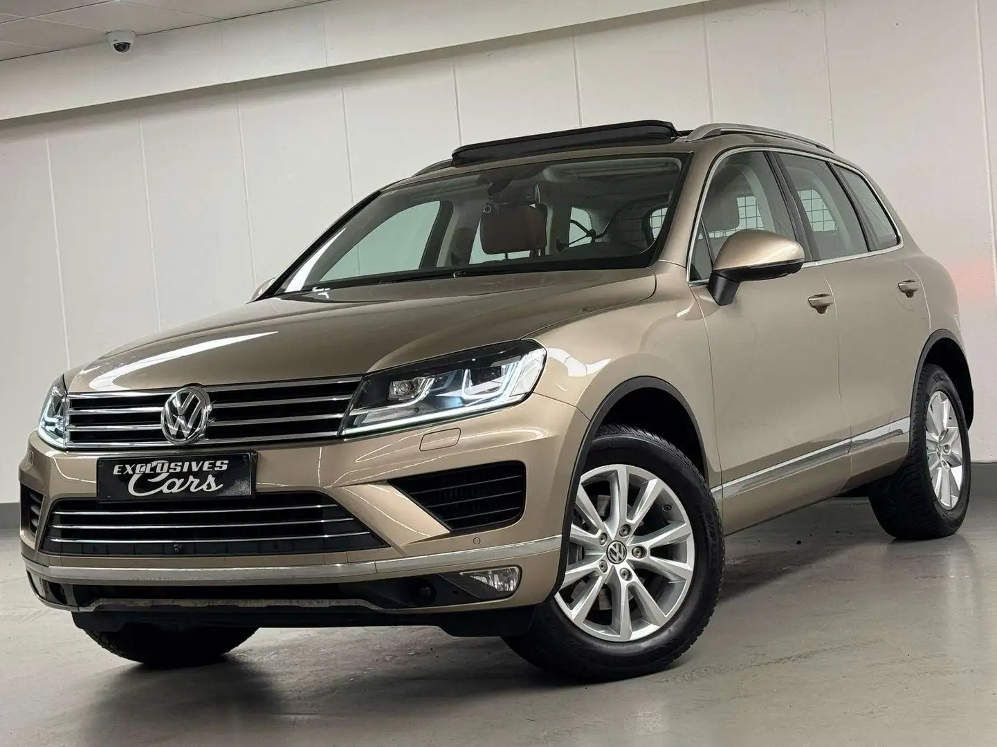 Volkswagen Touareg 3.0 TDI V6 TIPTRONIC TO PANO GPS CAMERA REG JA Beige - 1