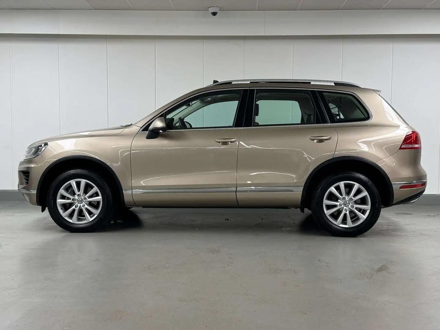 Volkswagen Touareg 3.0 TDI V6 TIPTRONIC TO PANO GPS CAMERA REG JA Beige - 2