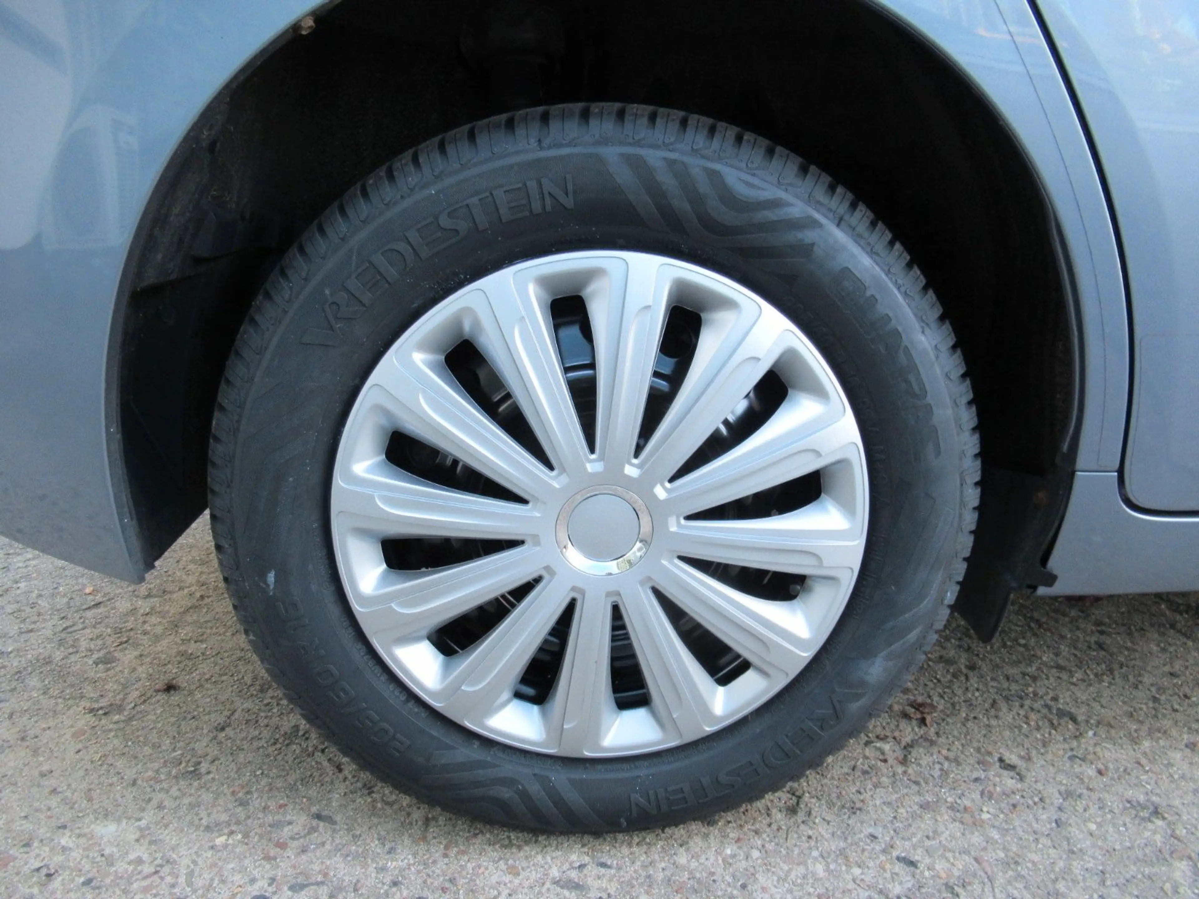 Toyota Verso Life 1.8 KLIMA*PDC*7 SITZER*1.HAND — photo 9