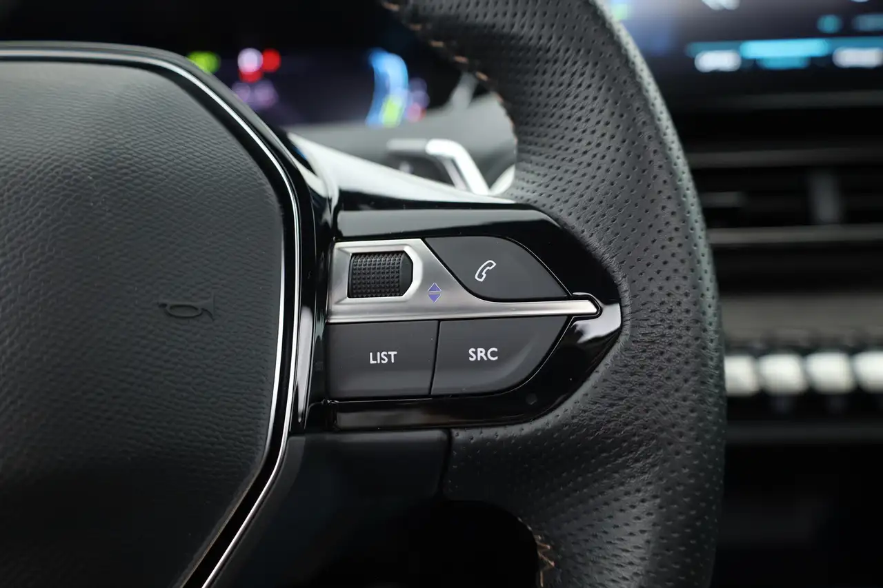 Peugeot 3008 1.6 HYbrid 225 GT Rijklaar! Pano Adapt. Crui, миниатюра 21