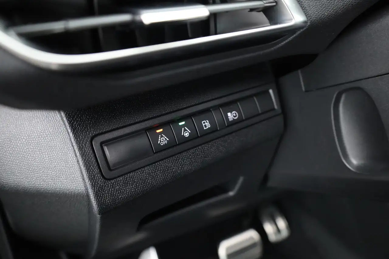 Peugeot 3008 1.6 HYbrid 225 GT Rijklaar! Pano Adapt. Crui, миниатюра 13