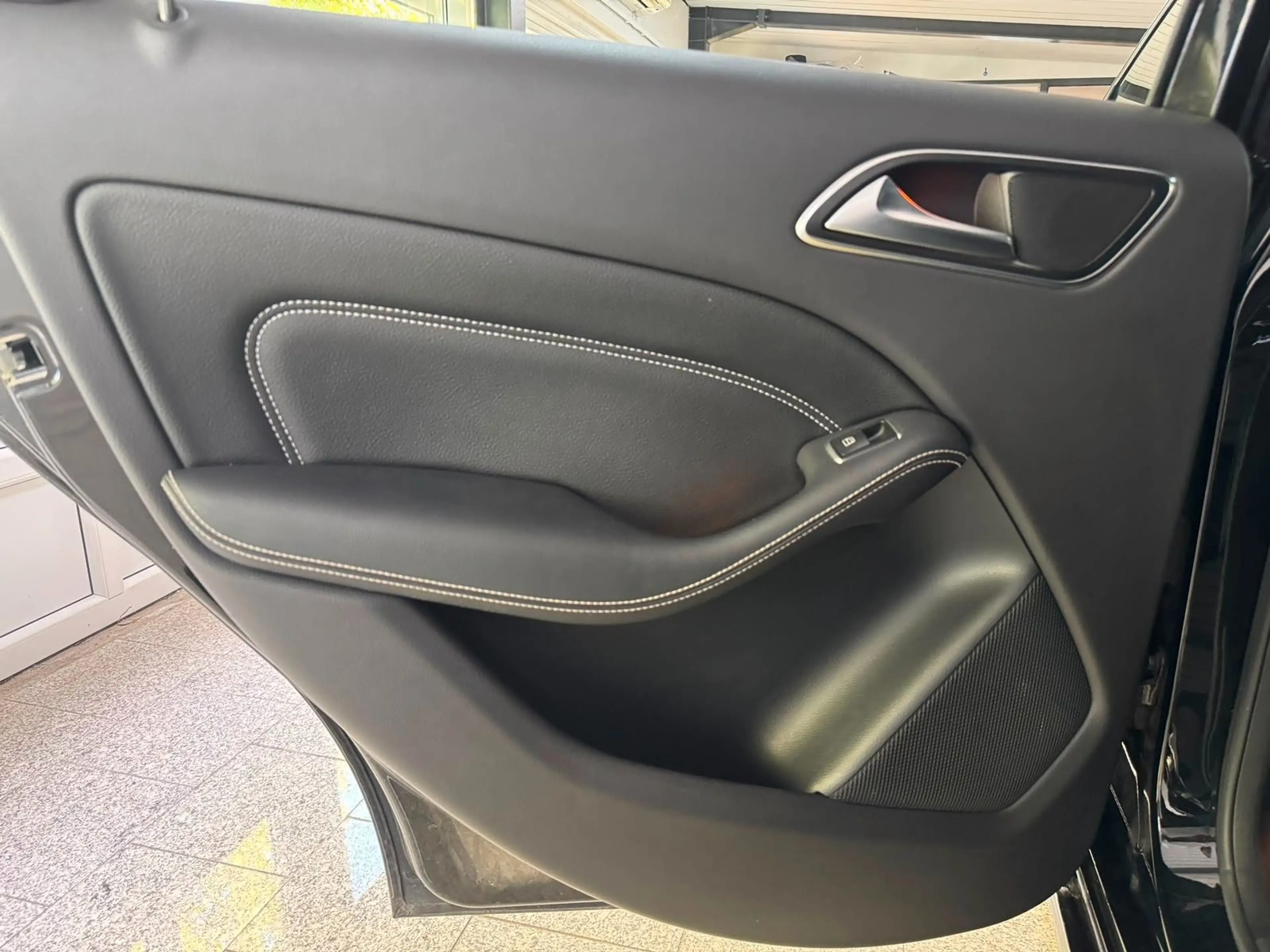 Mercedes-Benz B 220 *4Matic*H/K*MEMORY*PANO*ILS*ACC*Kamera — photo 17