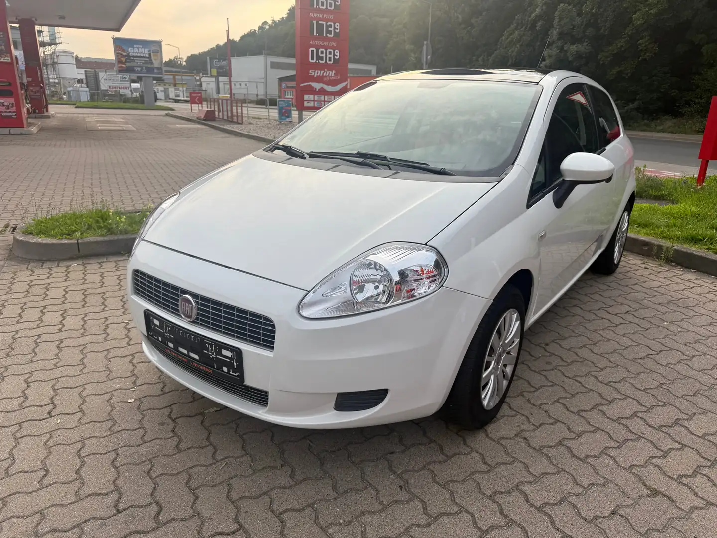 Fiat Punto 1.2 TÜV/ NEU/ 08/2027 71,000 KM Blanc - 1