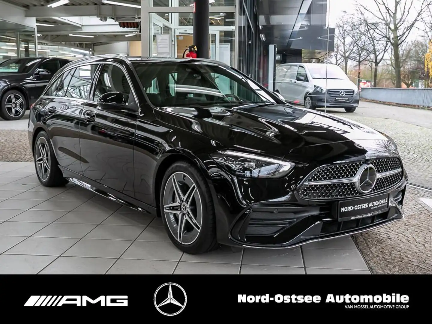 Mercedes-Benz C 300 T AMG MBUX SHZ KLIMA KEYLESS-GO Schwarz - 2