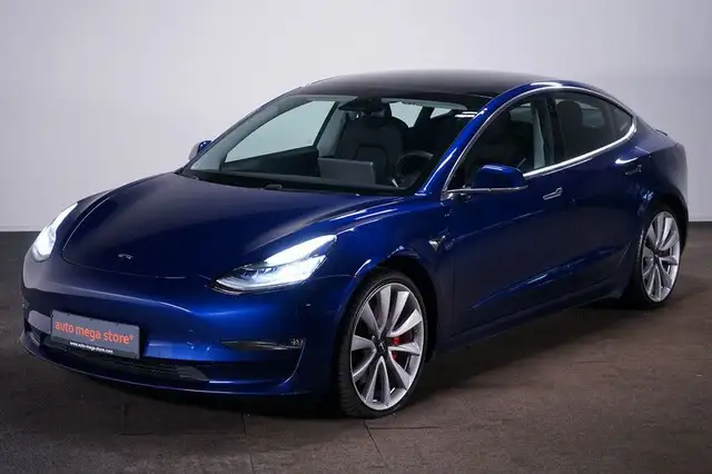 Tesla Model 3 75 kWh Dual Motor Performance*Navi*20°*