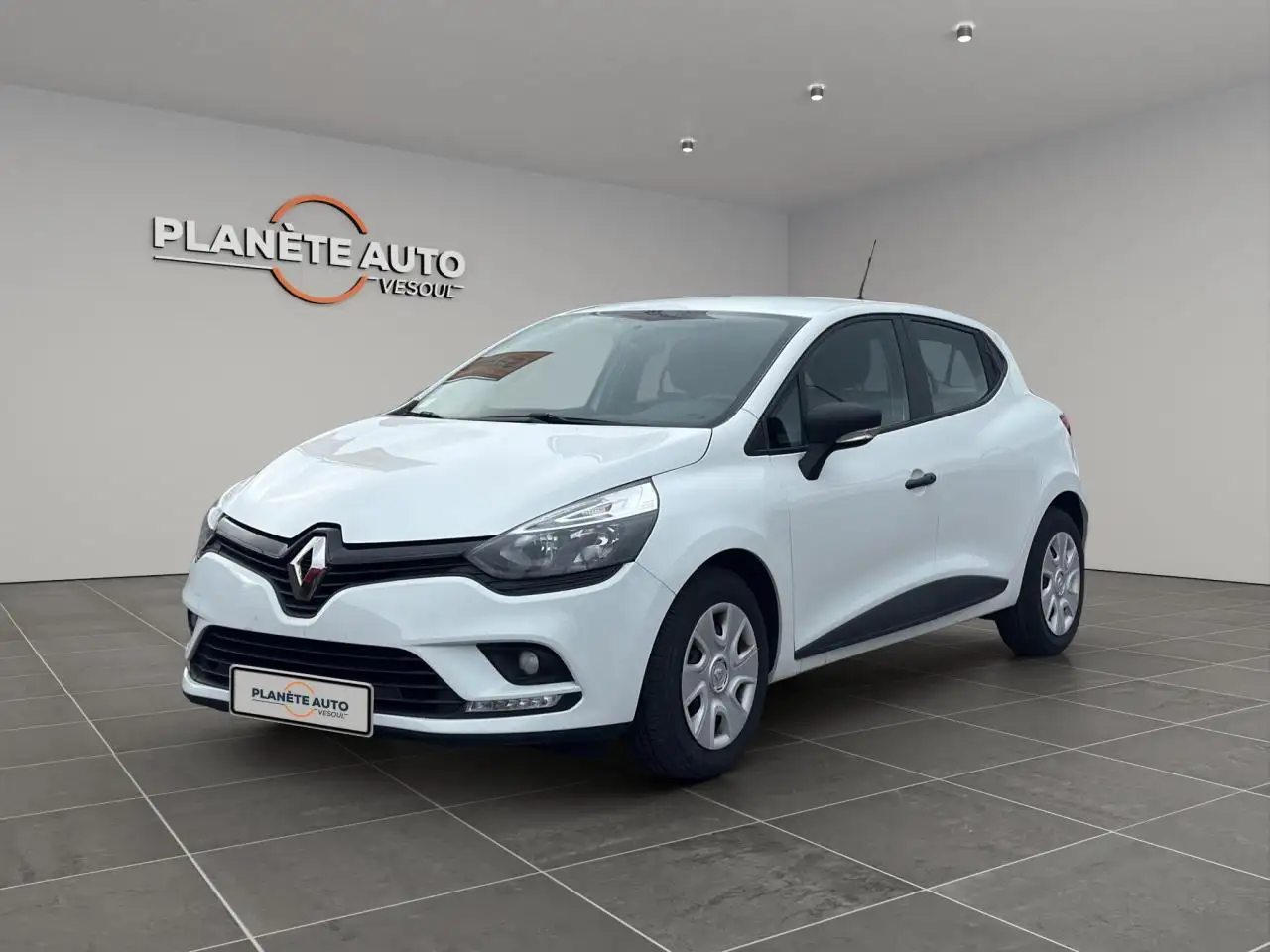 Renault Clio IV  1.5 Energy dCi - 75 CV. 2 PLACES .  