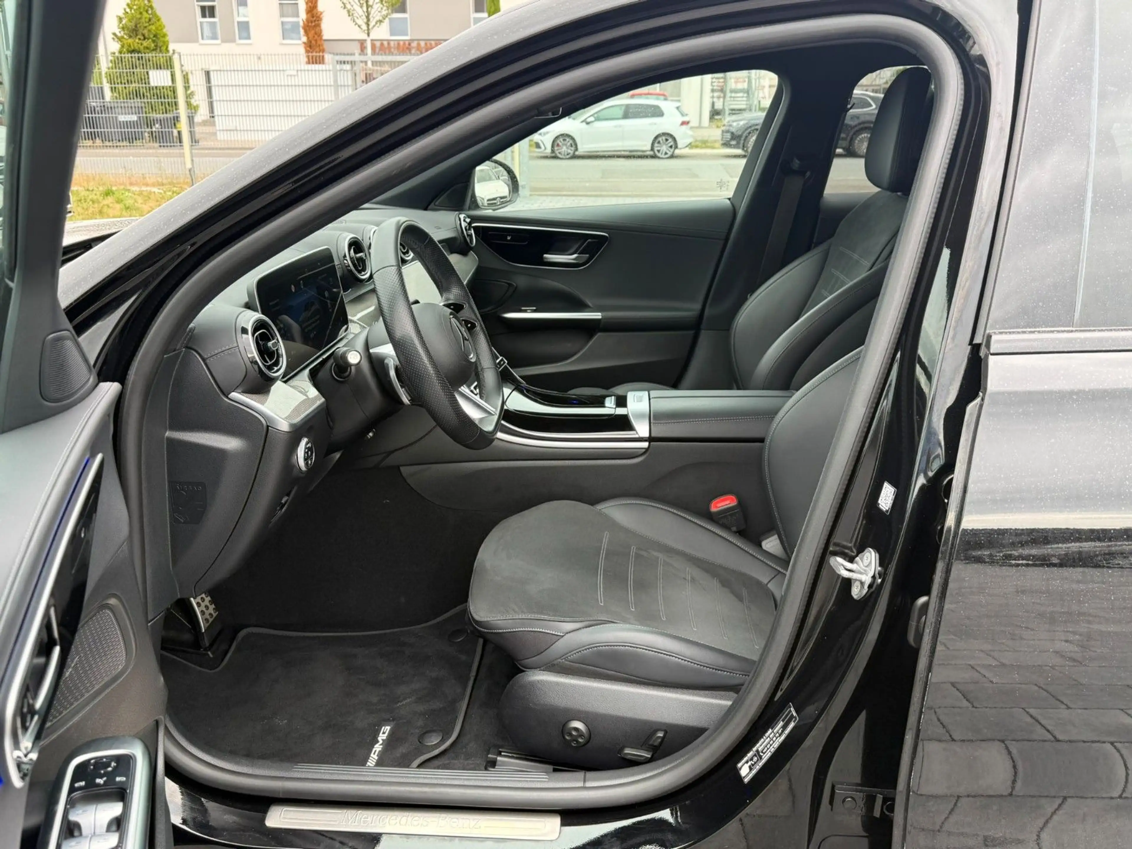 Mercedes-Benz C 300 Limousine AMG-LINE*BURMESTER*SPUR-ASSIST* — photo 10