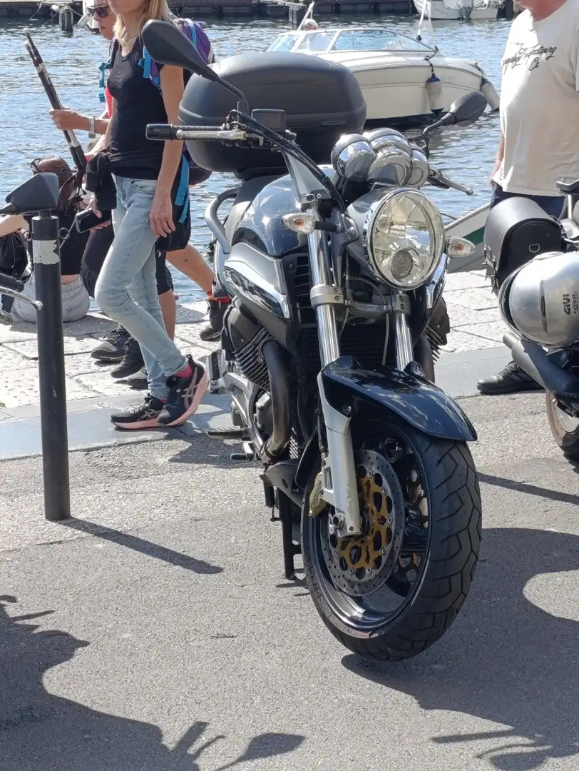 Moto Guzzi Breva 1100 Zwart - 1