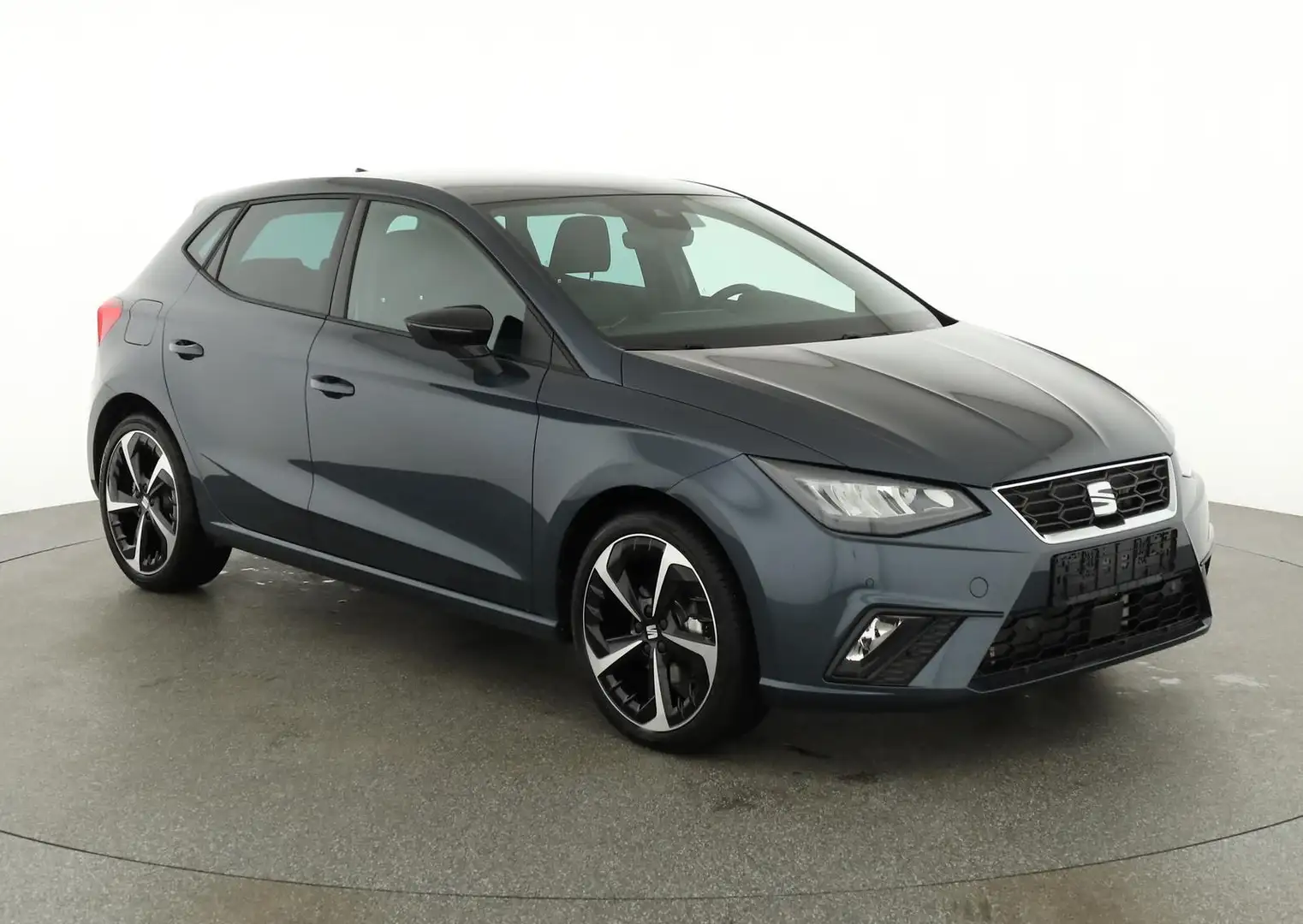 SEAT Ibiza FR 1.5 TSI DSG FR, Navi, 18-Zoll, Kamera, ACC, ... Grau - 2