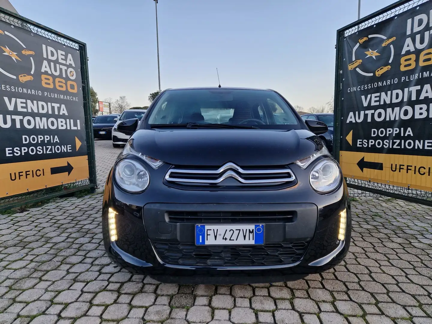 Citroen C1 C1 II 2018 3p 3p 1.0 vti Shine 72cv Noir - 2