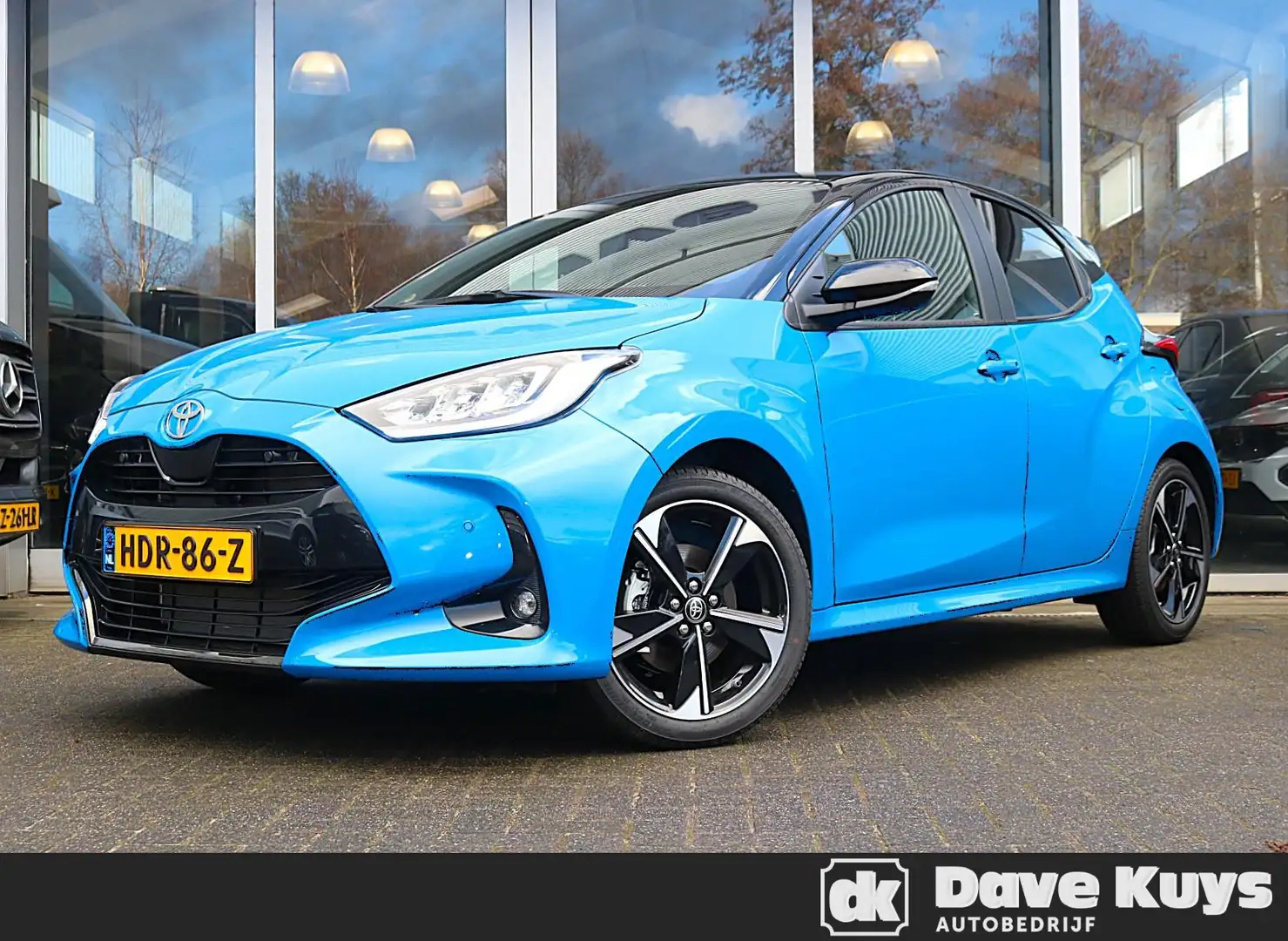 Toyota Yaris 1.5 Hybrid 130 Launch Edition Panoramadak | Camera Blu/Azzurro - 1