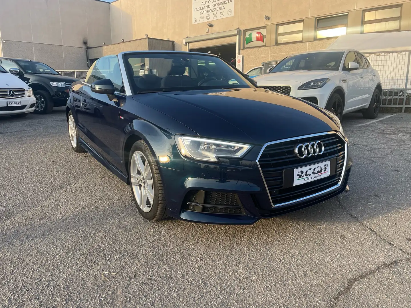 Audi A3 Cabrio 35 1.5 tfsi S Line OFFERTA MAGGIO Grijs - 1