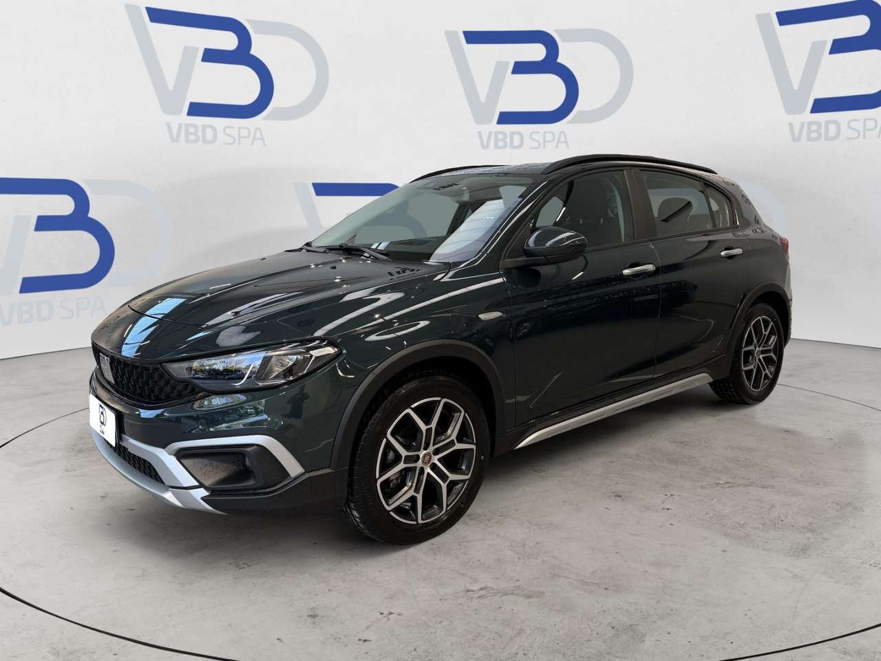 Fiat Tipo 5P - SW My24 1.5 Hybrid 130cv DctHb Cross