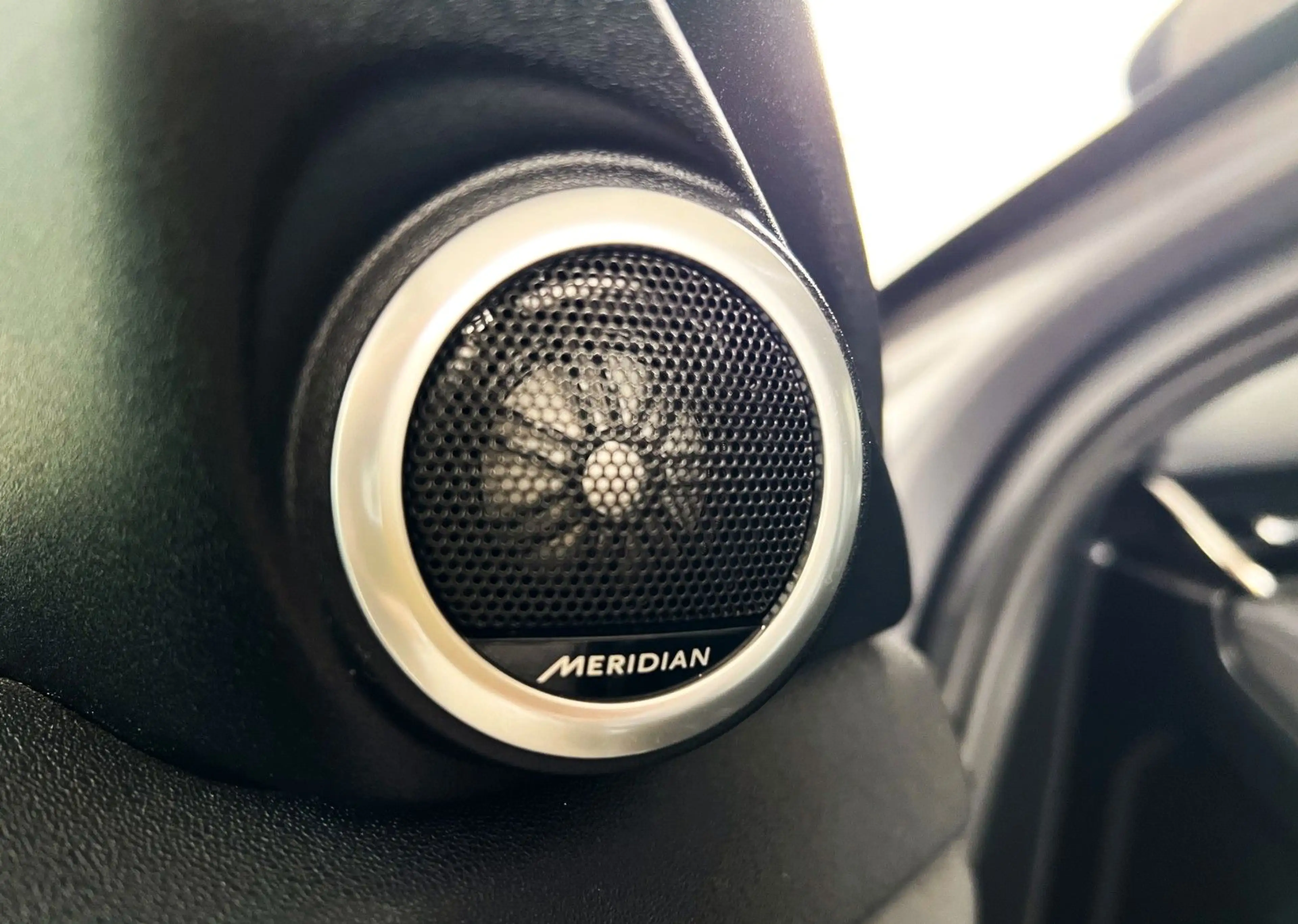 Land Rover Range Rover Evoque /R-Dynamic/SE/Leder/360°Kamera — photo 15