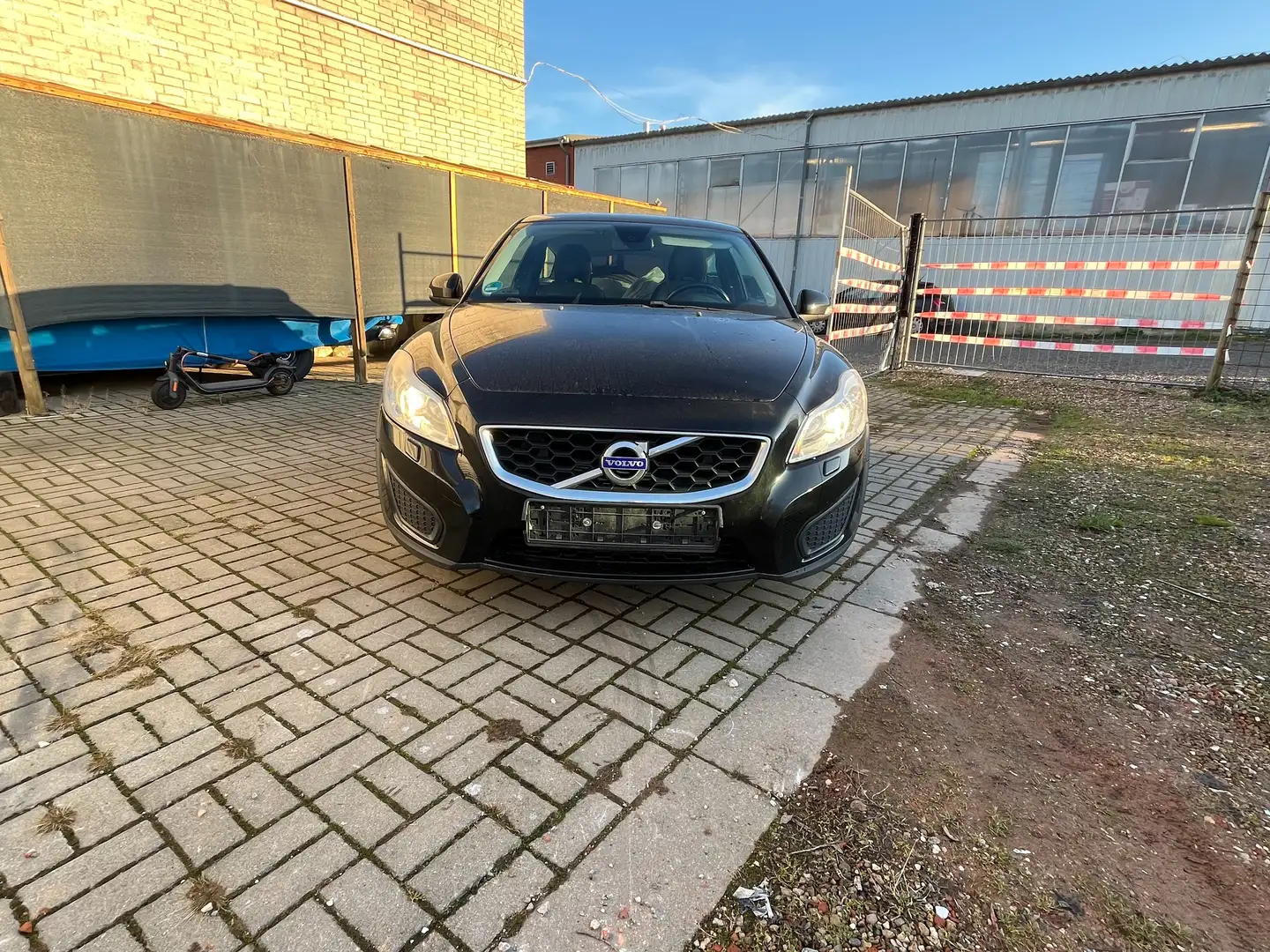 Volvo C30 Volvo C30 Kinetic1,6 Diesel/Klimaaut./PDC/Tempomat Schwarz - 2