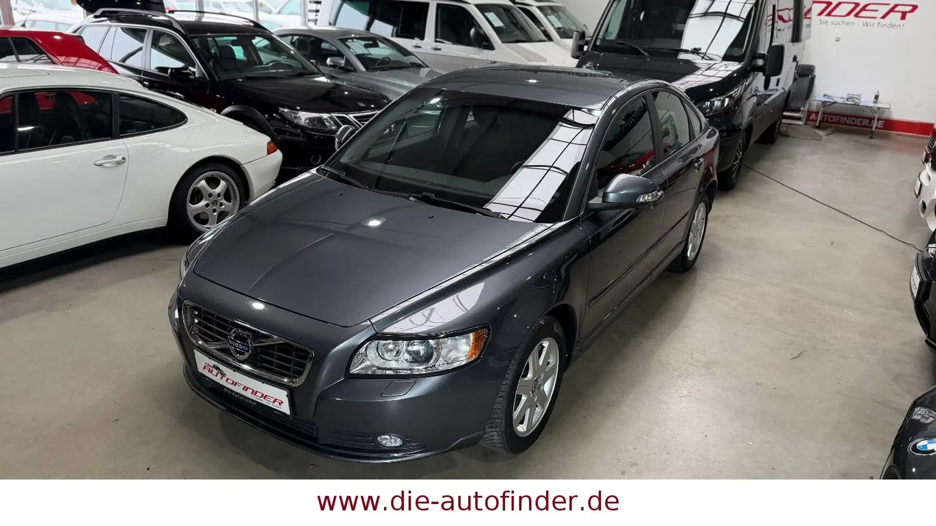 Volvo S40 Lim. 2.0 F Business Edit. BiXenon,PDC,Sitzh Grau - 2