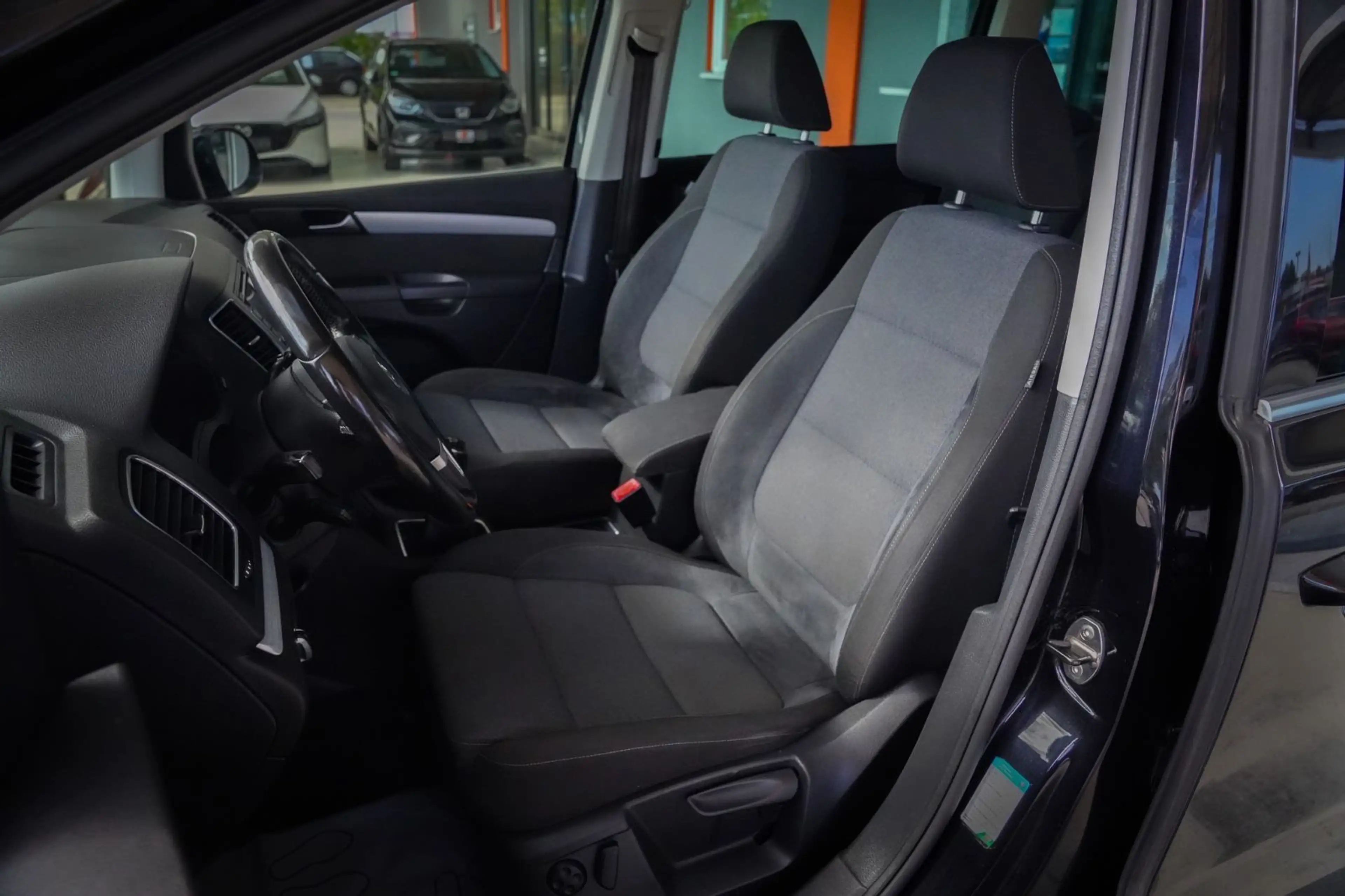 Volkswagen Sharan Style BMT *SHZ/NAVI/TEMP./PDC* — photo 13