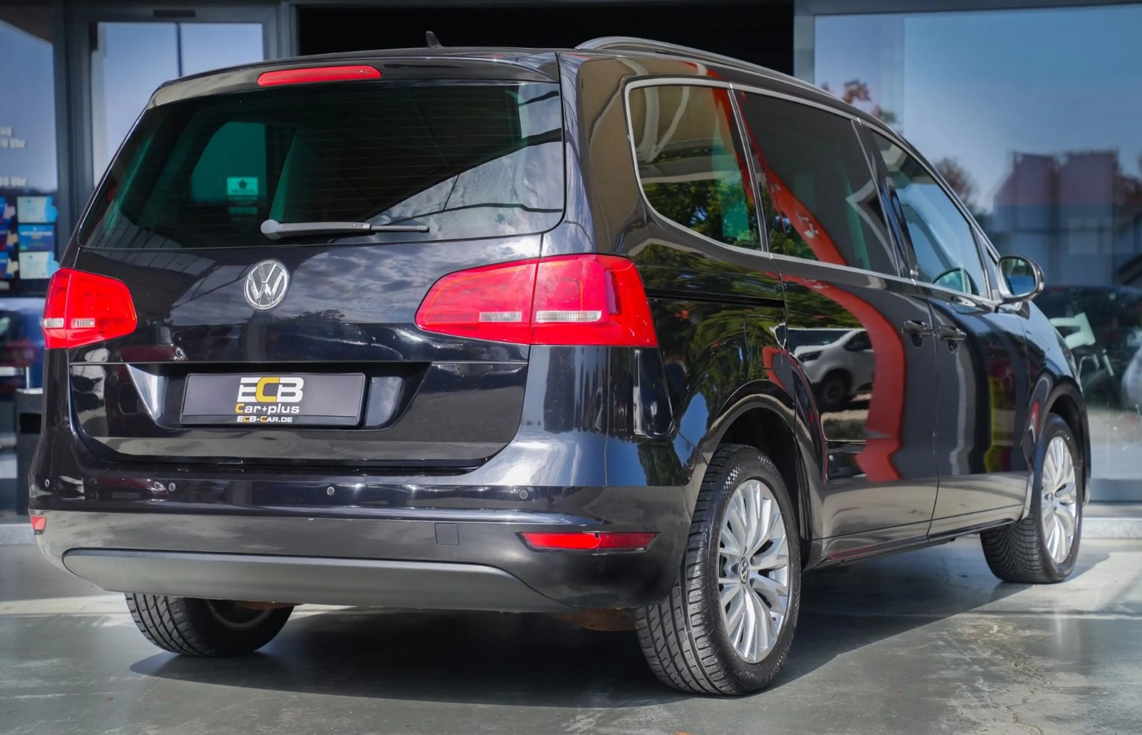 Volkswagen Sharan Style BMT *SHZ/NAVI/TEMP./PDC* — photo 9