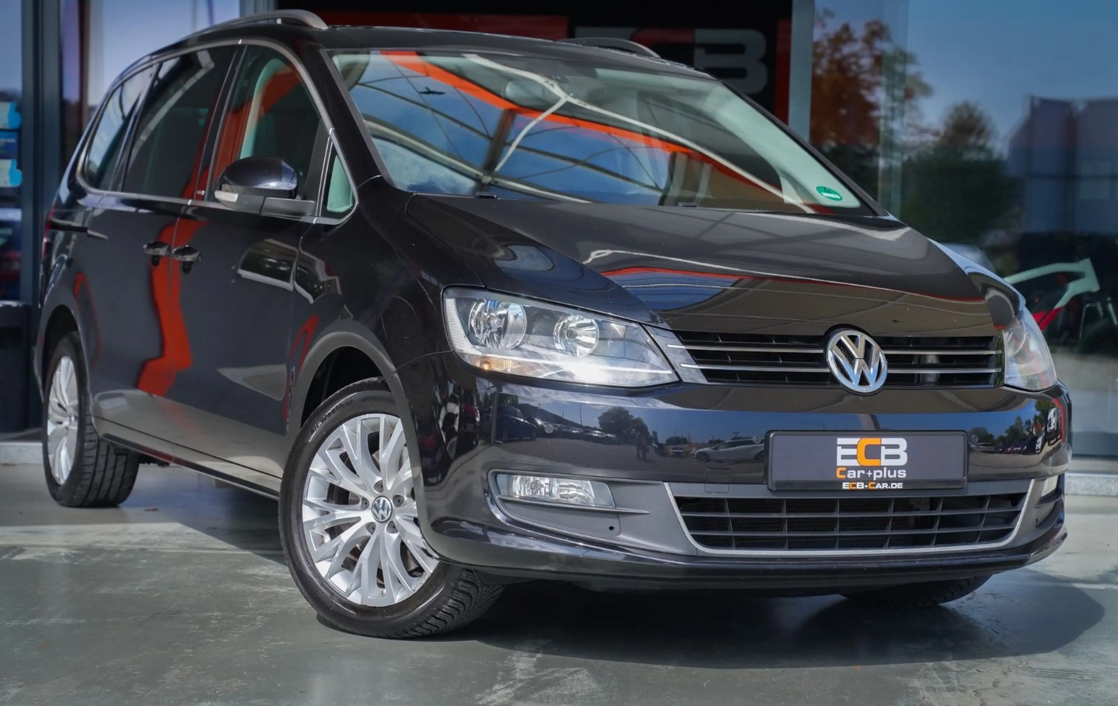 Volkswagen Sharan Style BMT *SHZ/NAVI/TEMP./PDC* — photo 11