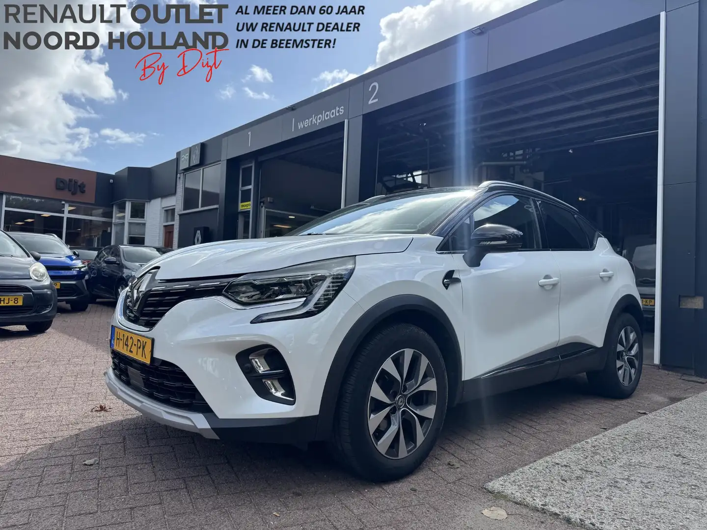 Renault Captur 1.3 TCe 130 Intens 6-bak! Wit - 1