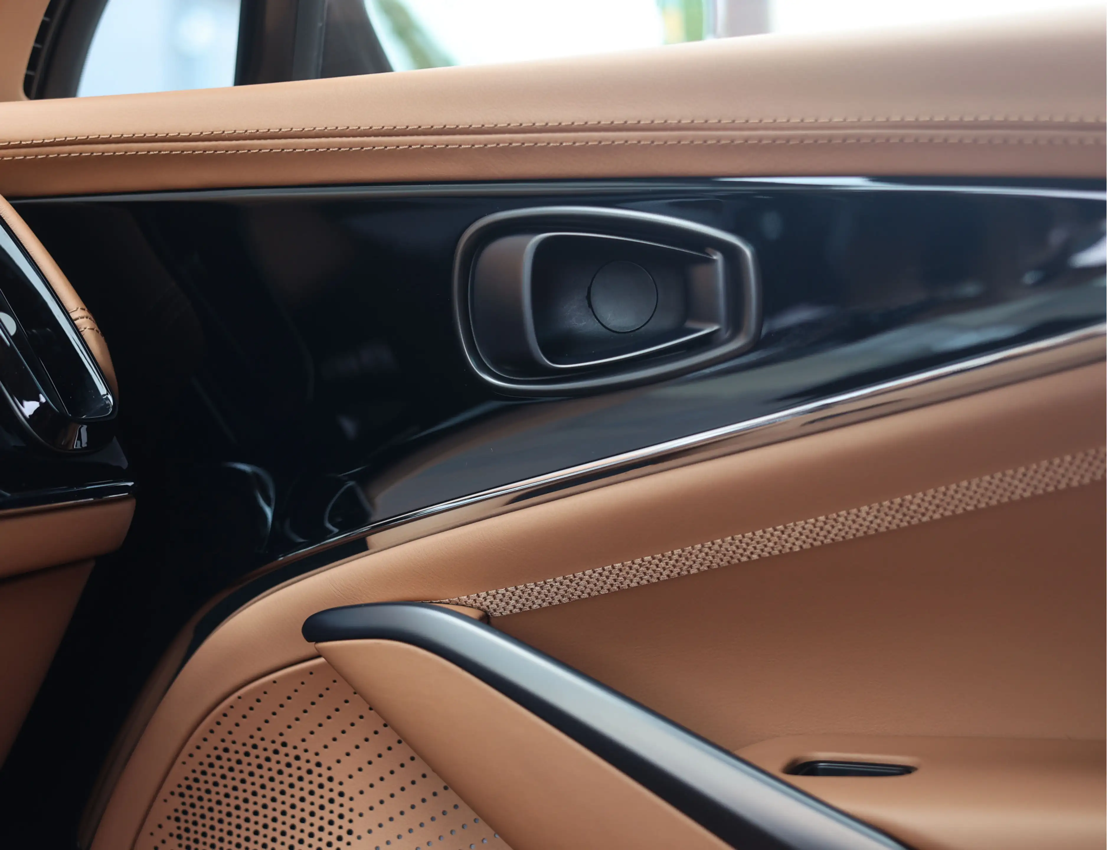 Aston Martin DBX 4.0 V8 707 | Minotaur Green - Nieuwstaat! — photo 42