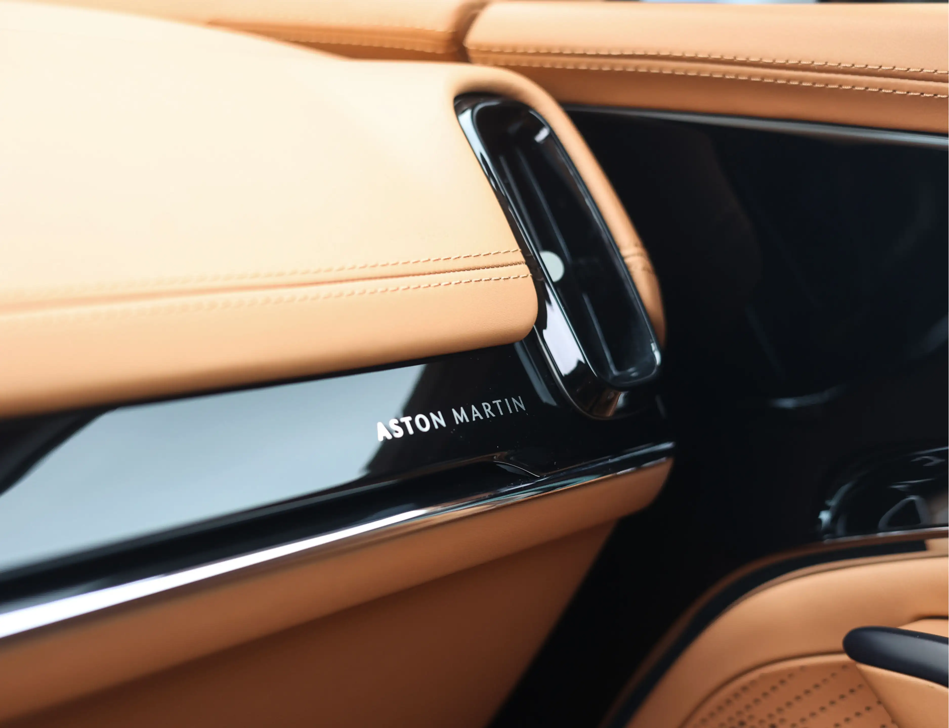 Aston Martin DBX 4.0 V8 707 | Minotaur Green - Nieuwstaat! — photo 43