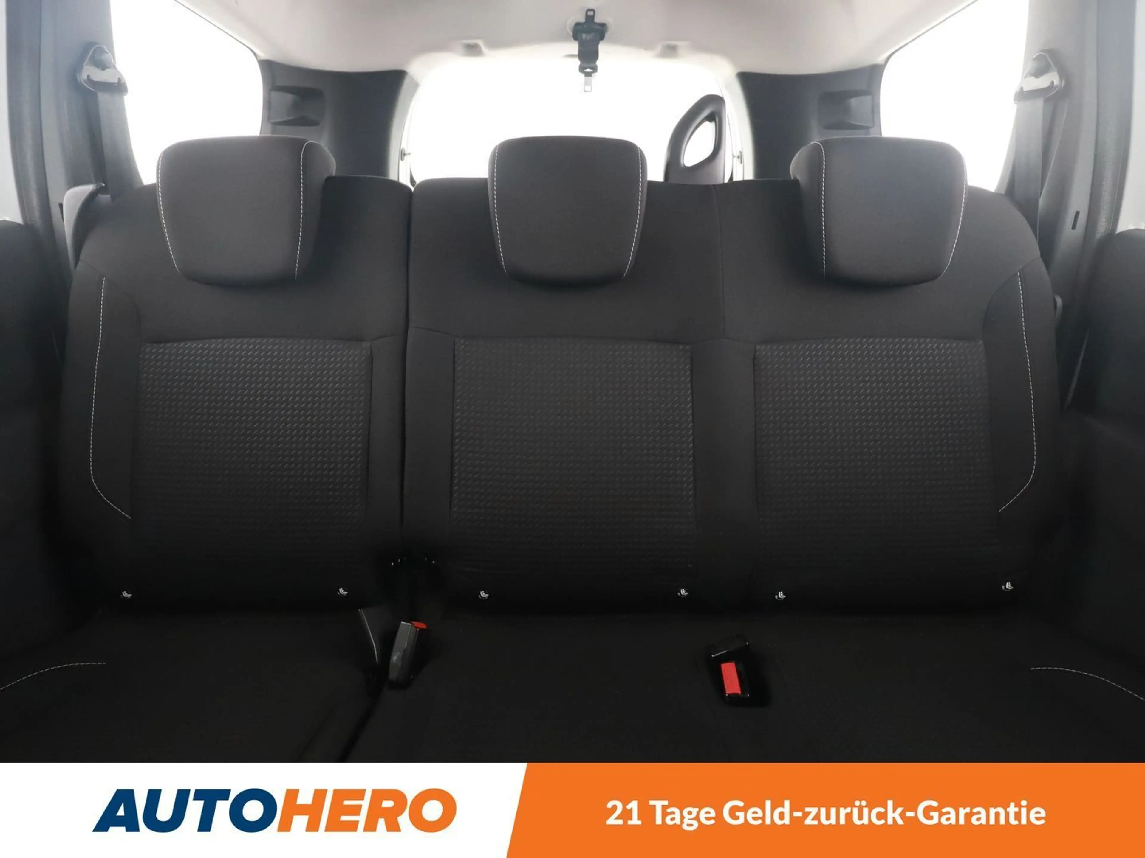 Dacia Lodgy 1.6 SCe Comfort *TEMPO*LIM*KLIMA*PDC* — photo 15