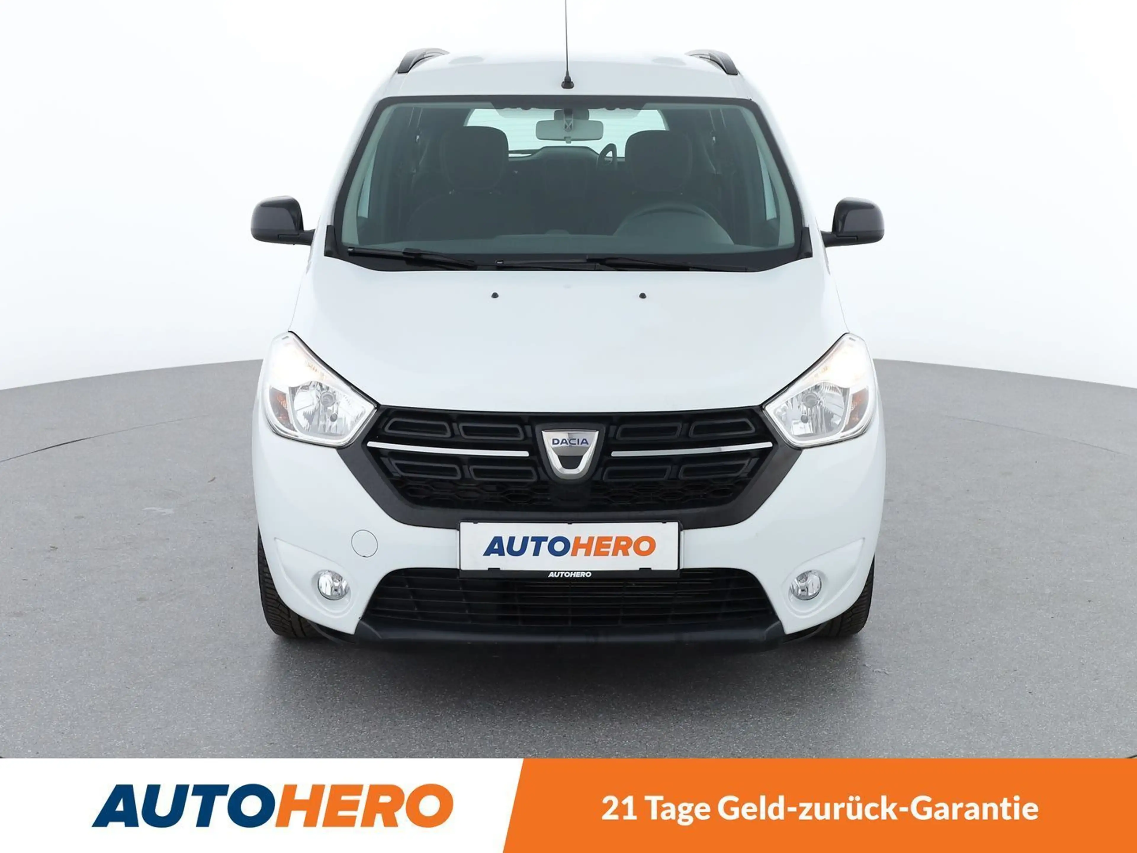 Dacia Lodgy 1.6 SCe Comfort *TEMPO*LIM*KLIMA*PDC* — photo 9