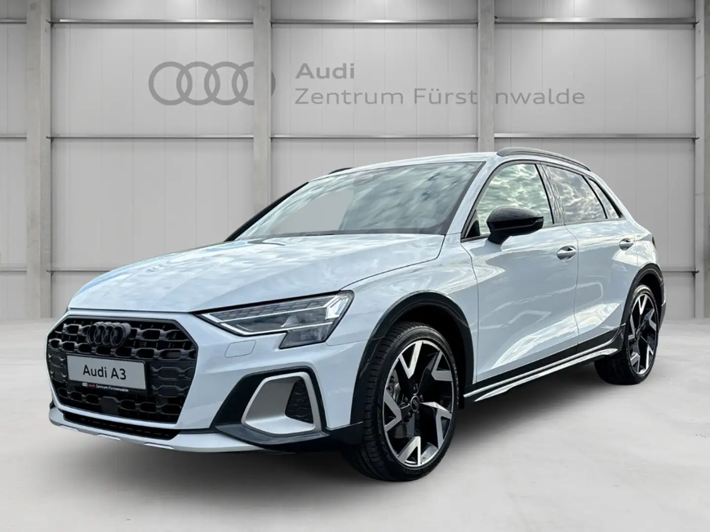 Audi A3 35 TDI allstreet S tronic+Navi+MatrixLED+Rückfahrk Grau - 1