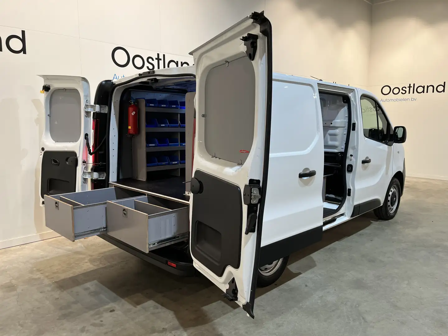 Opel Vivaro 1.6 CDTI L1H1 Servicebus / Inrichting / Euro 6 / A Wit - 2