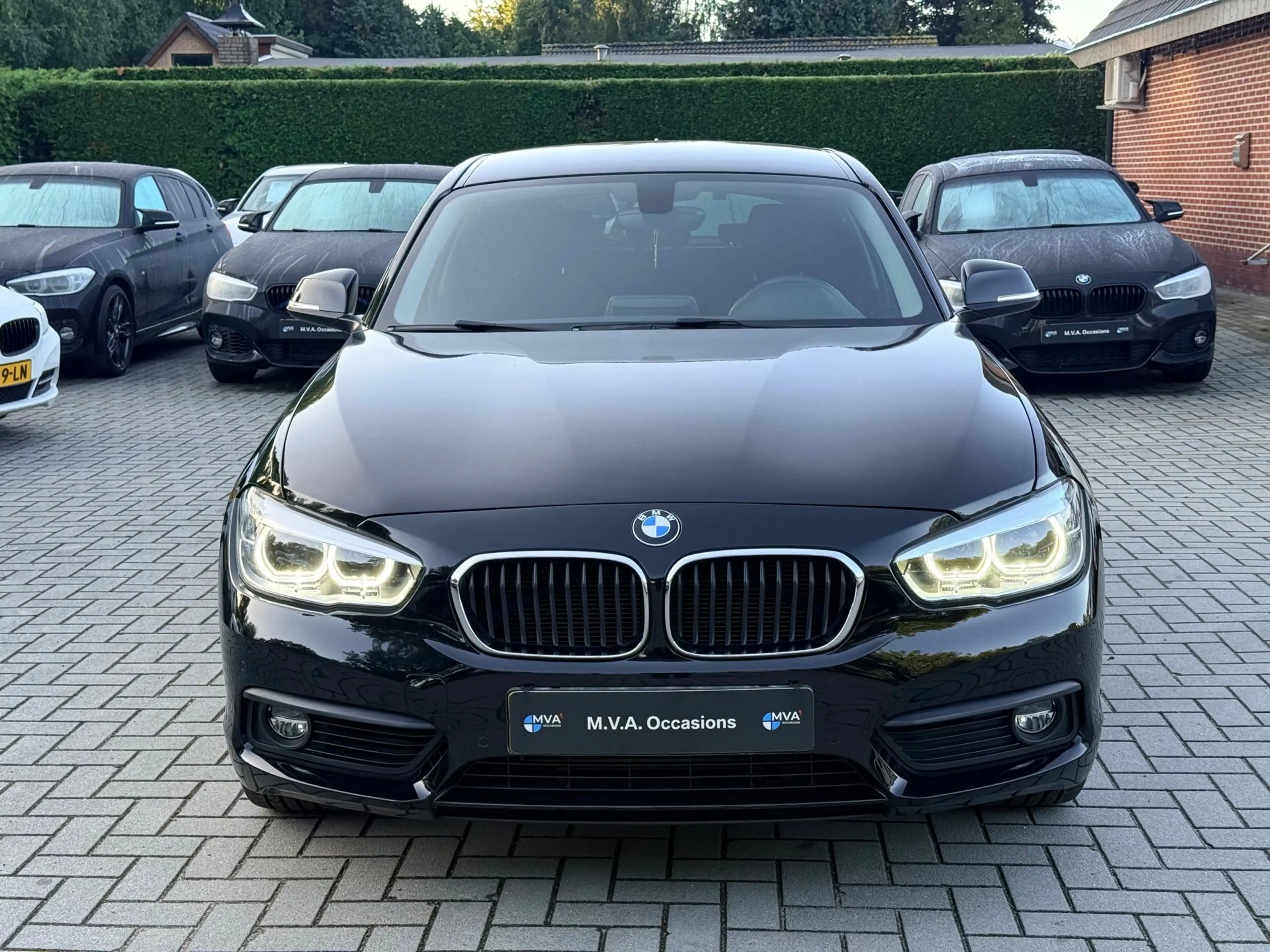 BMW 118 1-serie 118i Corporate Lease Executive|Nieuwe Turb — photo 4