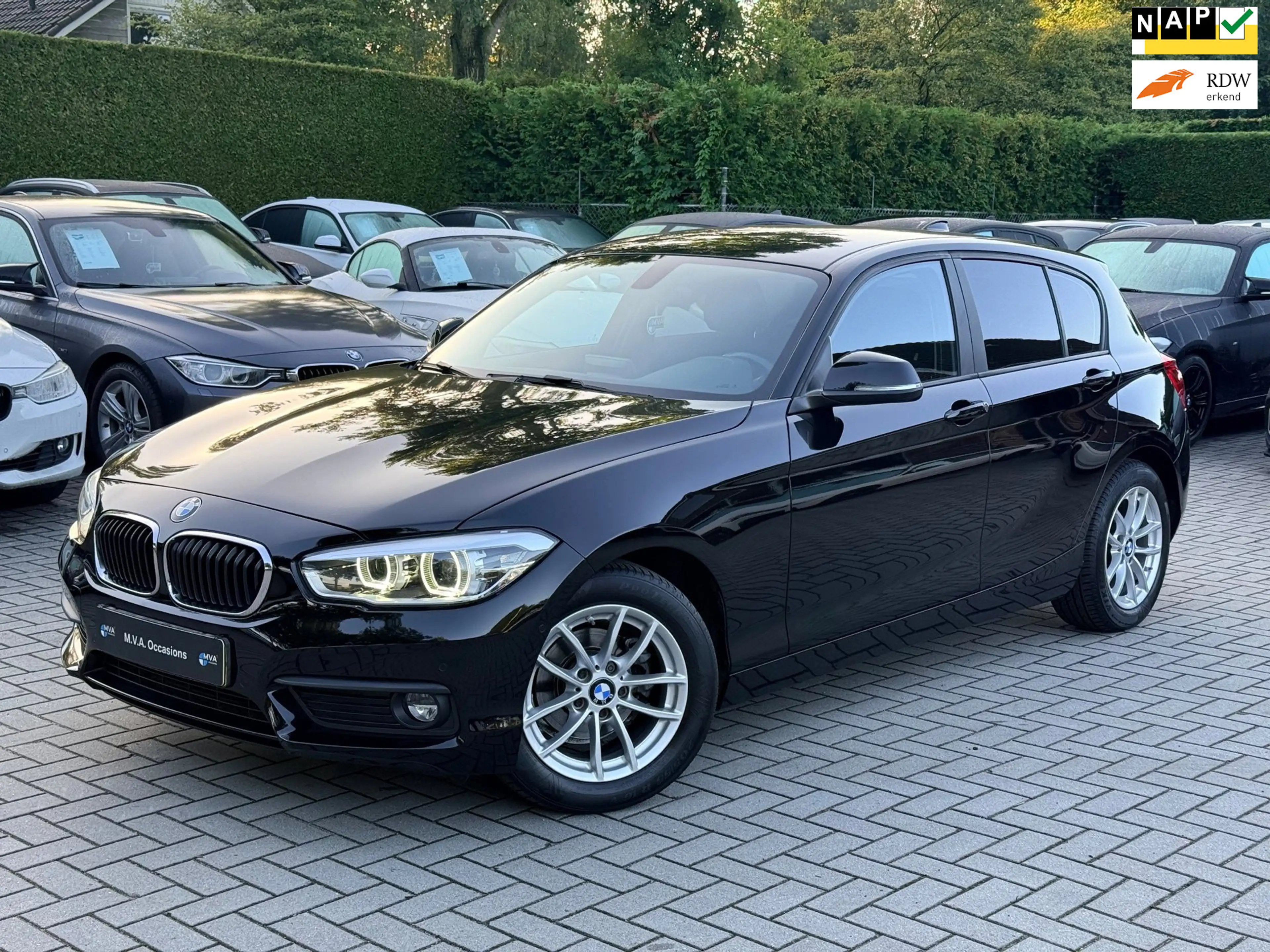 BMW 118 1-serie 118i Corporate Lease Executive|Nieuwe Turb