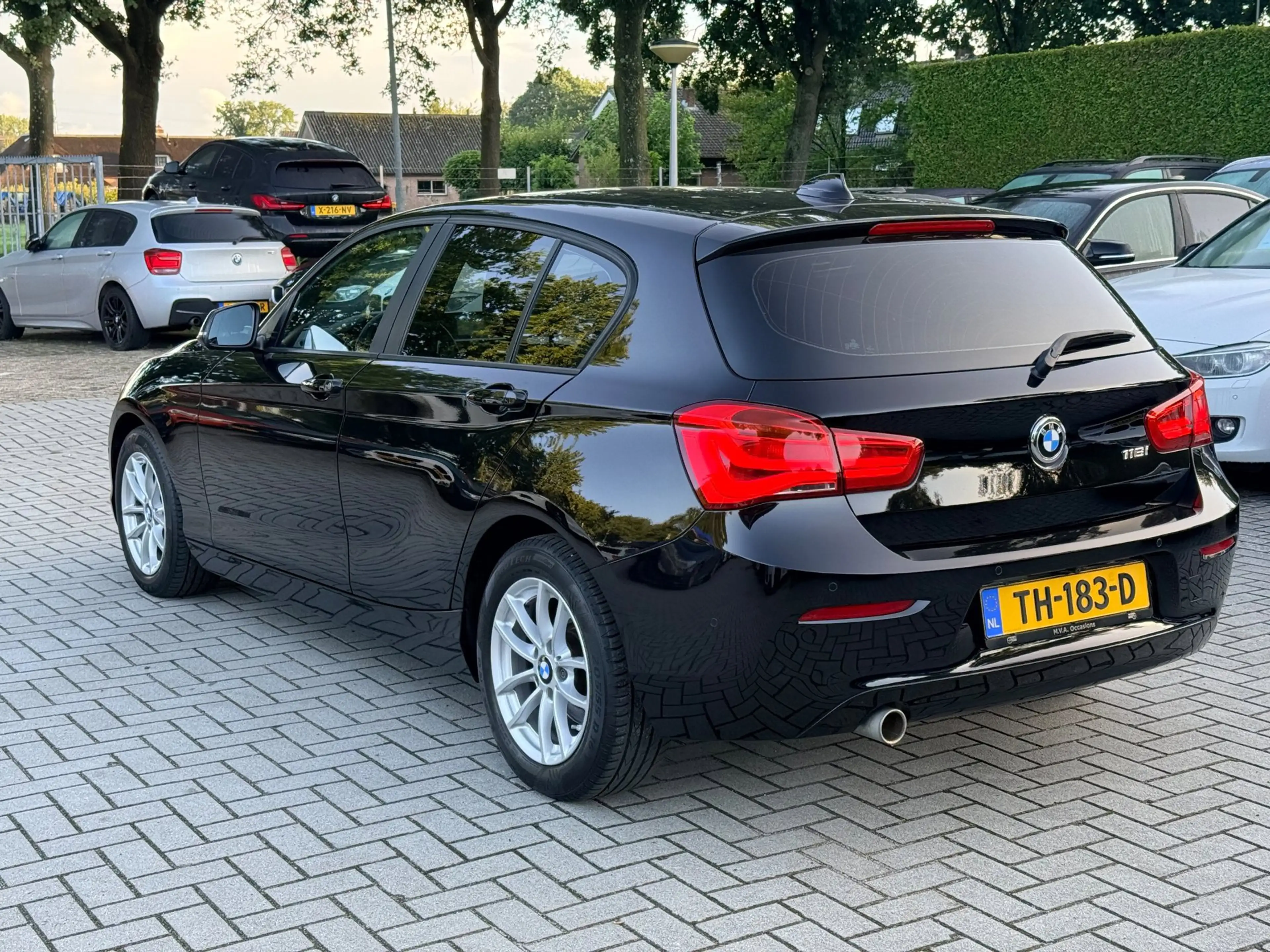 BMW 118 1-serie 118i Corporate Lease Executive|Nieuwe Turb — photo 10
