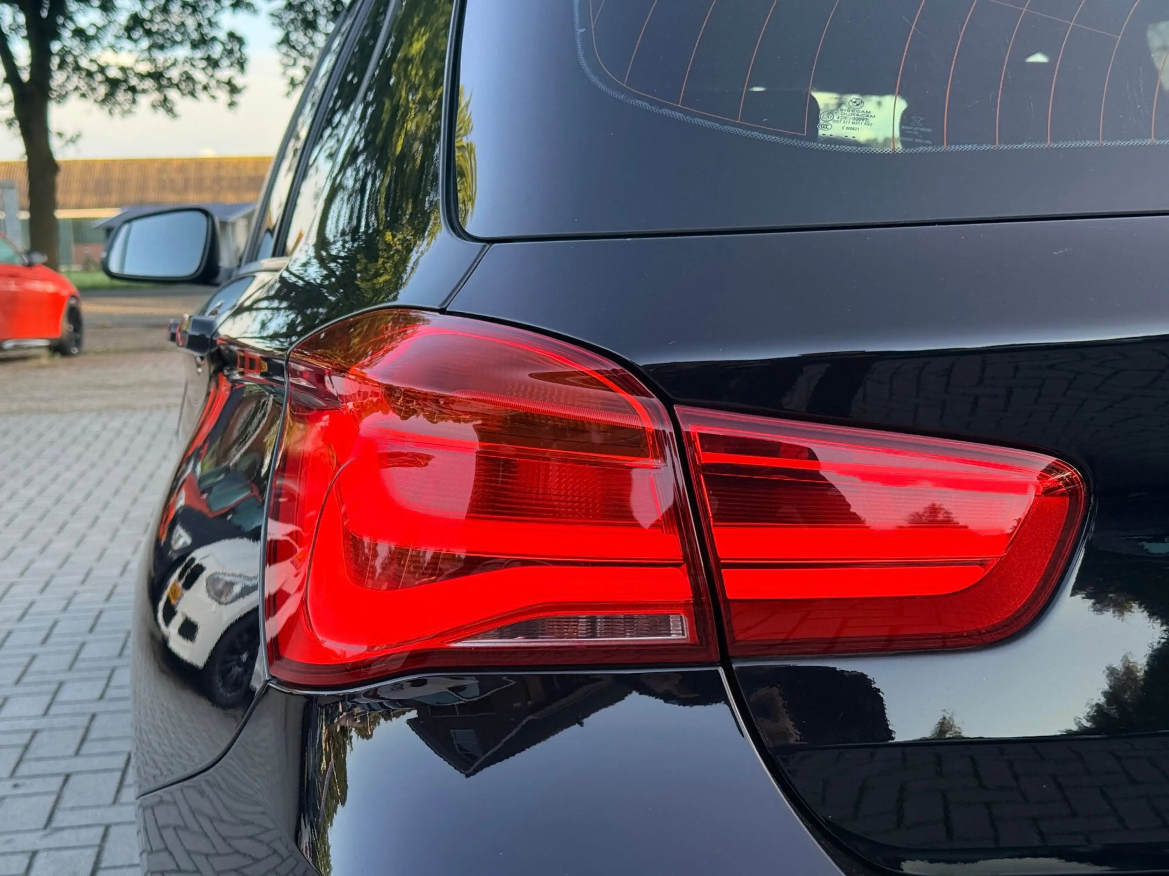 BMW 118 1-serie 118i Corporate Lease Executive|Nieuwe Turb — photo 9